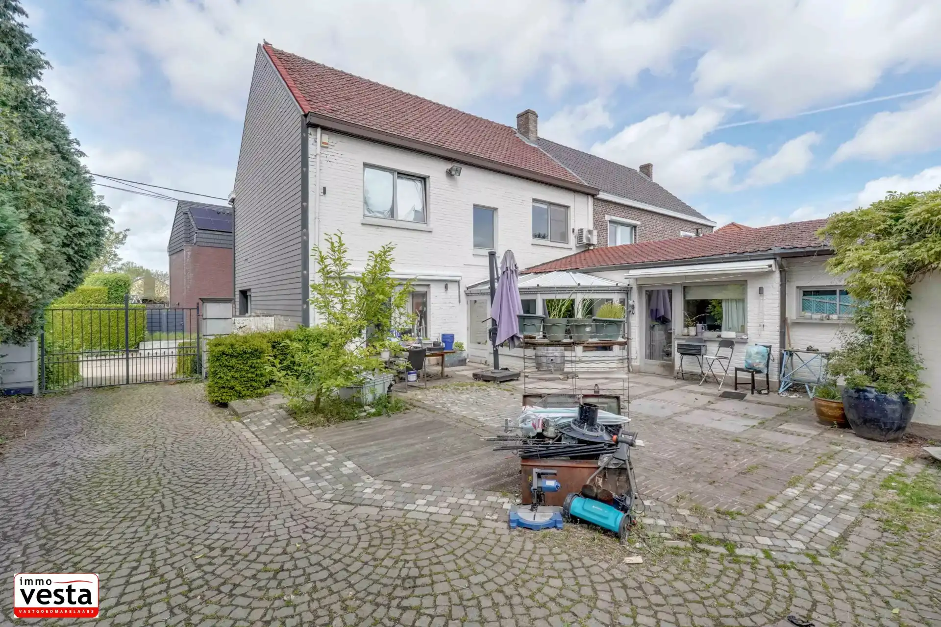 Ruime, rustige gelegen woning op goede locatie foto 17