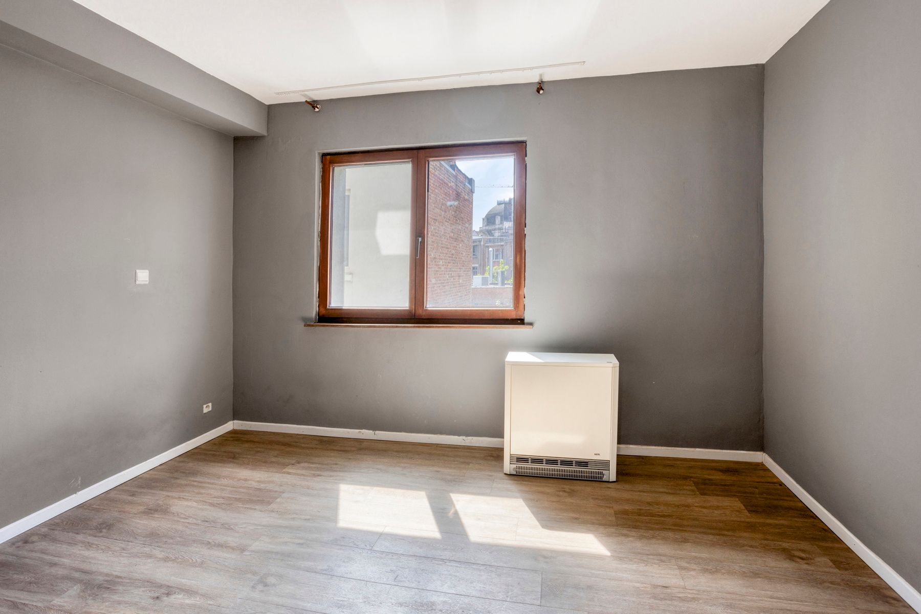 Instapklaar één-slaapkamerappartement (V2) op toplocatie. foto 7
