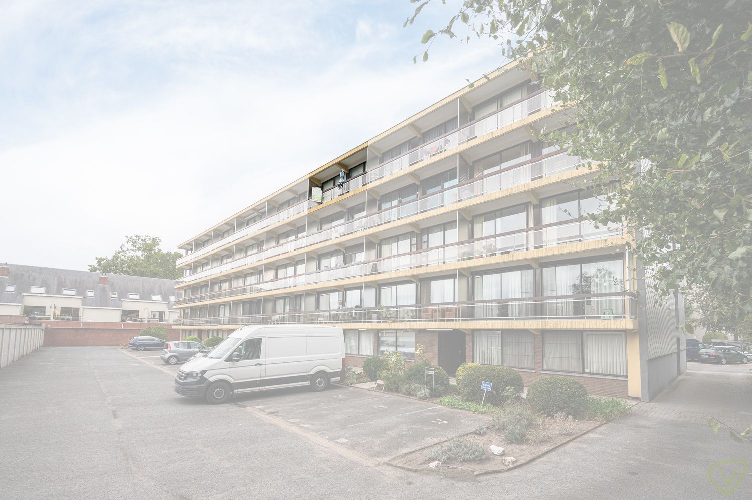 Lichtrijk appartement met twee terrassen en prachtig vergezicht in Eeklo foto 2