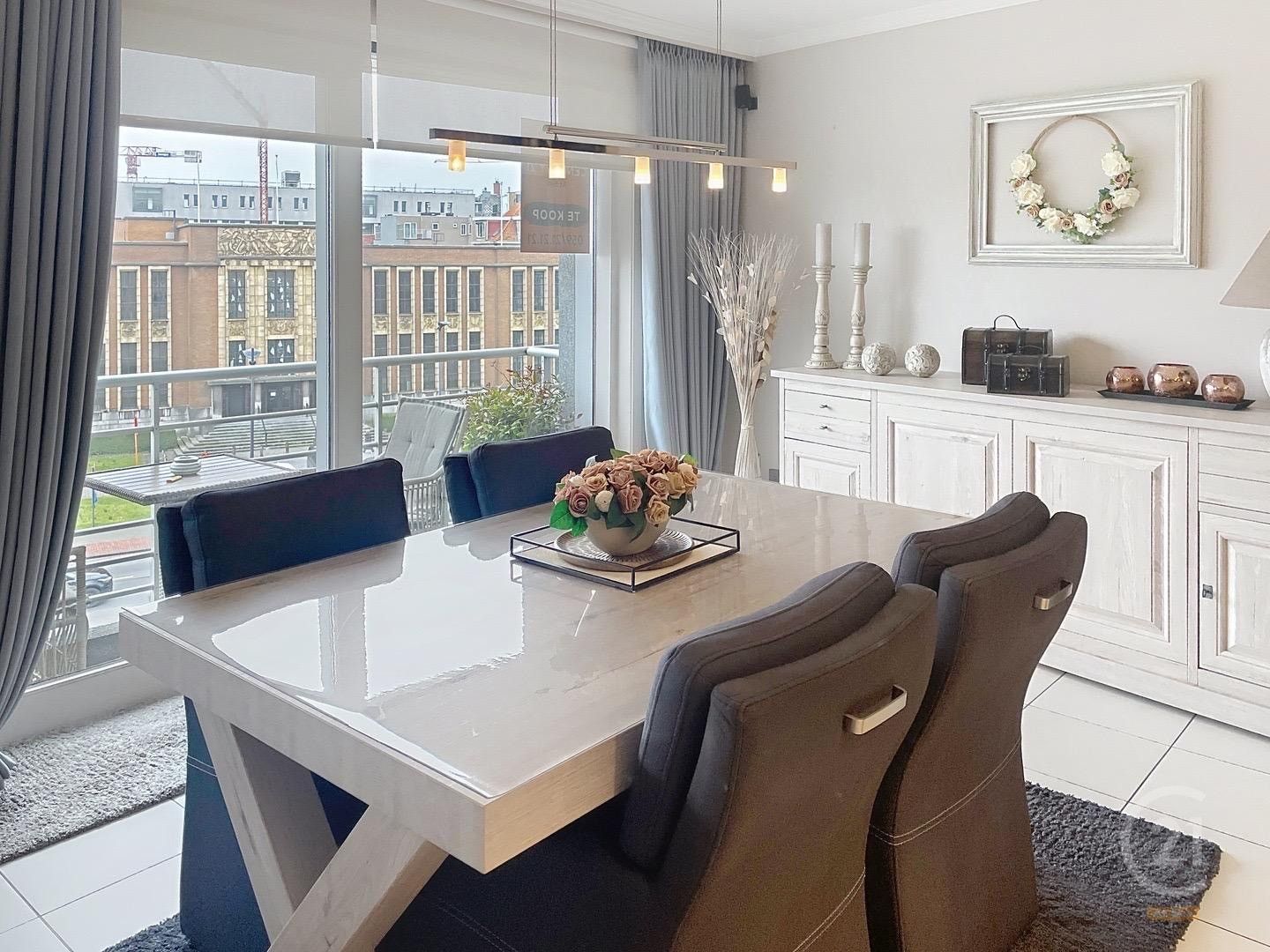 Instapklaar appartement met 2 slaapkamers en terras nabij de Mercator in Oostende foto 7