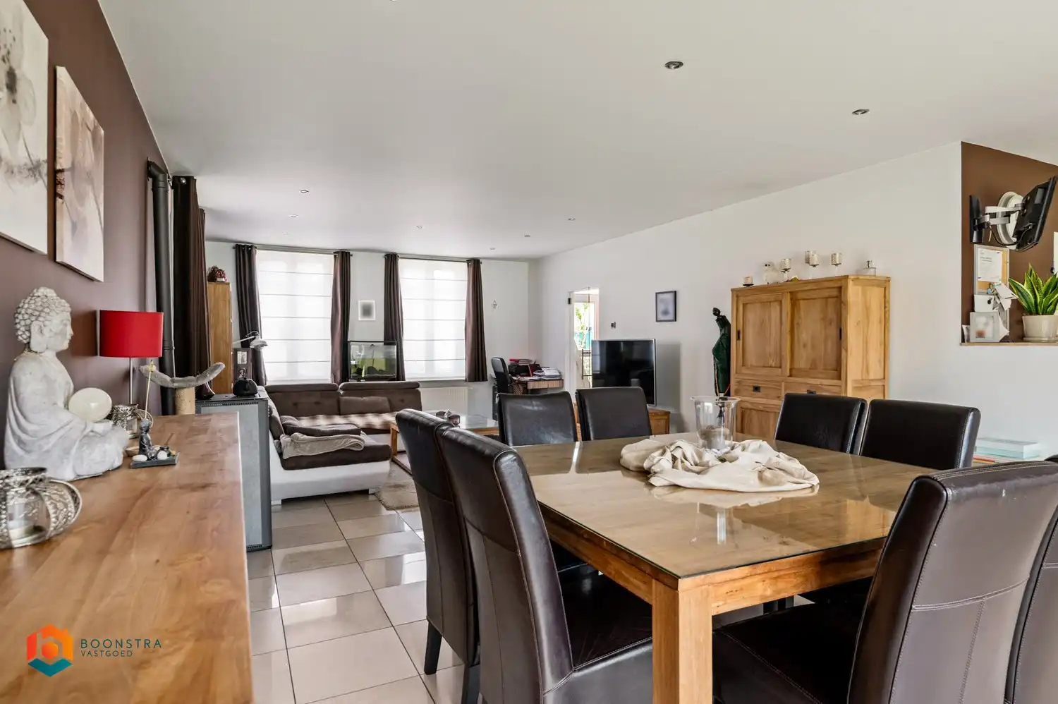 Instapklare woning met 5 slpkrs, zwembad en leuke tuin te Schiplaken foto 5