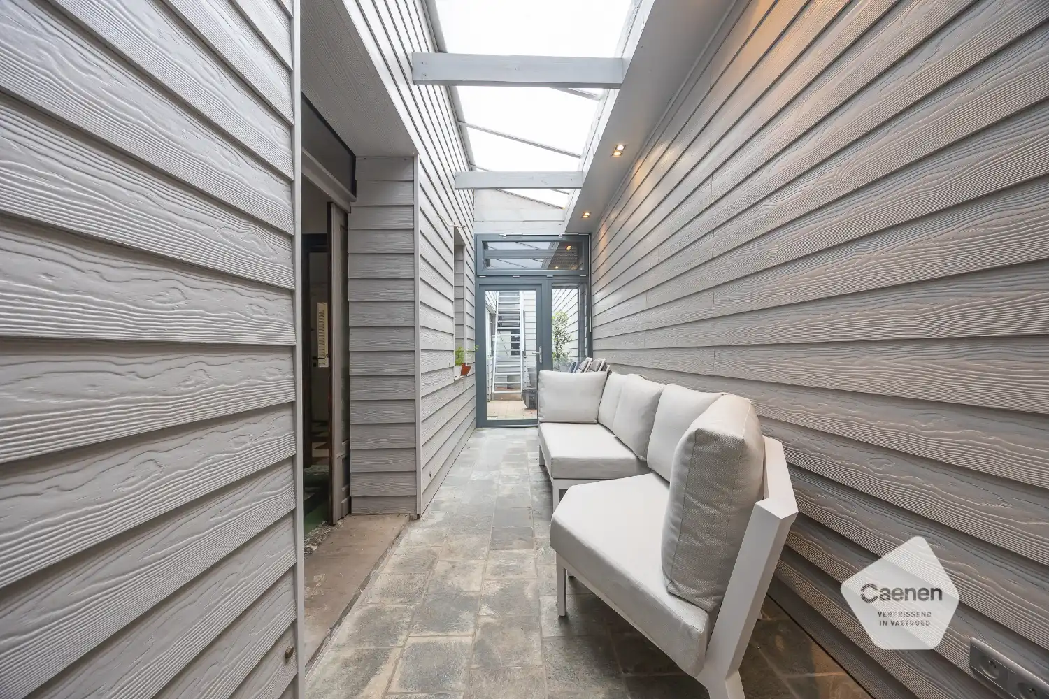 Woning met handelsgelijkvloers op commerciële ligging foto 4