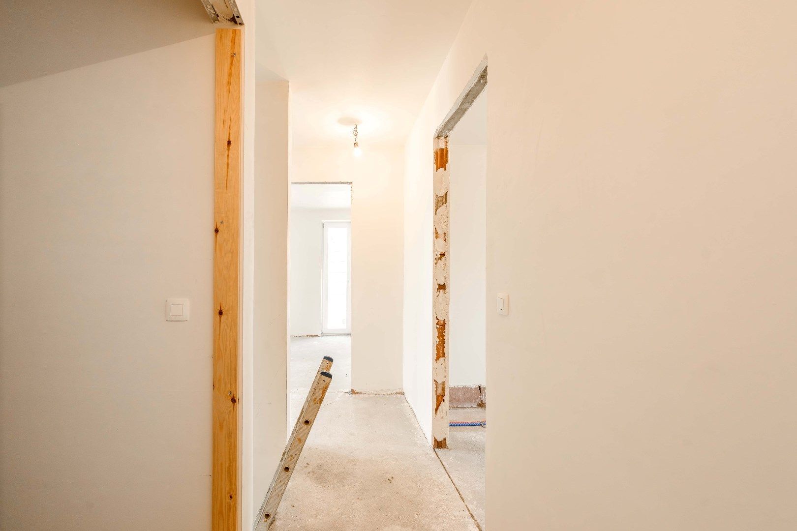 PRACHTIGE MODERNE WONING MET TUIN | GARAGE EN BIJGEBOUW (24 m²) foto 11