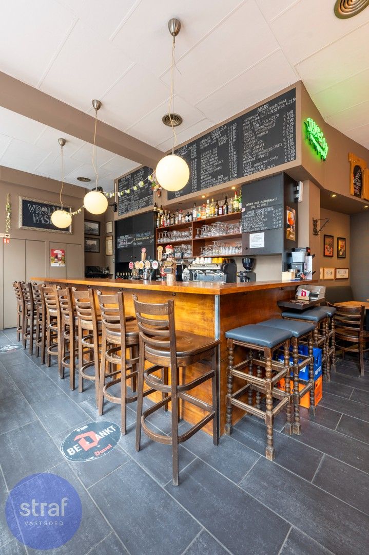 Stabiel verhuurd handelspand - groot terras - TOP locatie foto 6