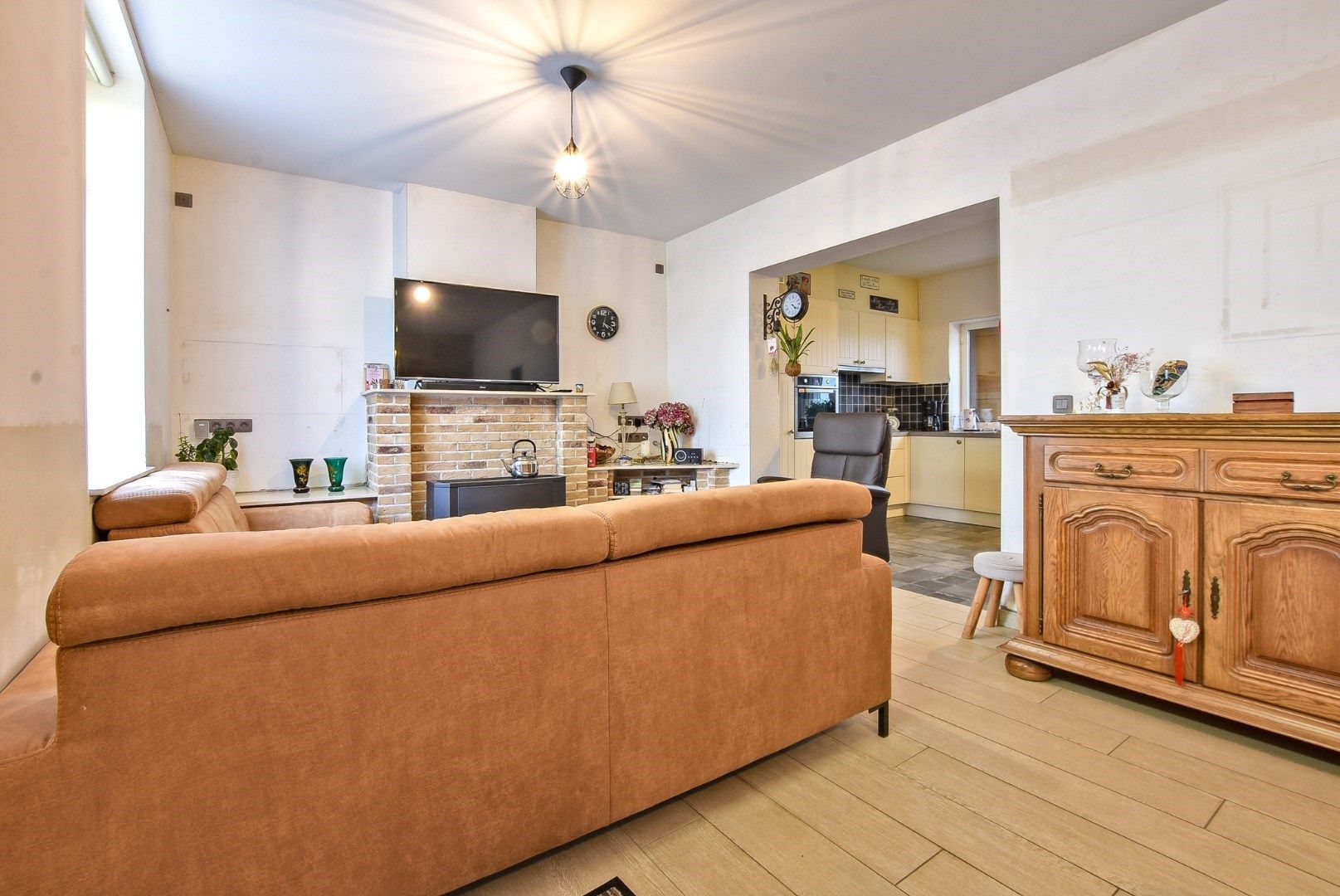 Halfopen bebouwing met 3 slaapkamers op 861m² te Diksmuide! foto 6