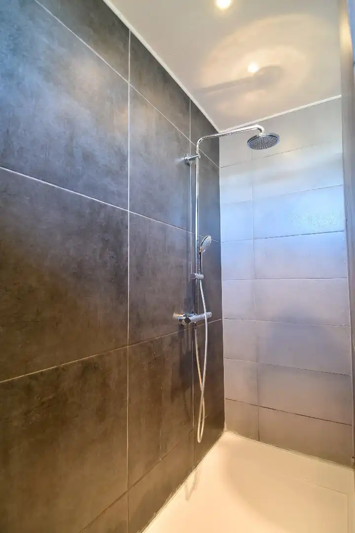 Alleenstaande woning met 3 slaapkamers en praktijkruimte in centrum Aalbeke foto 13