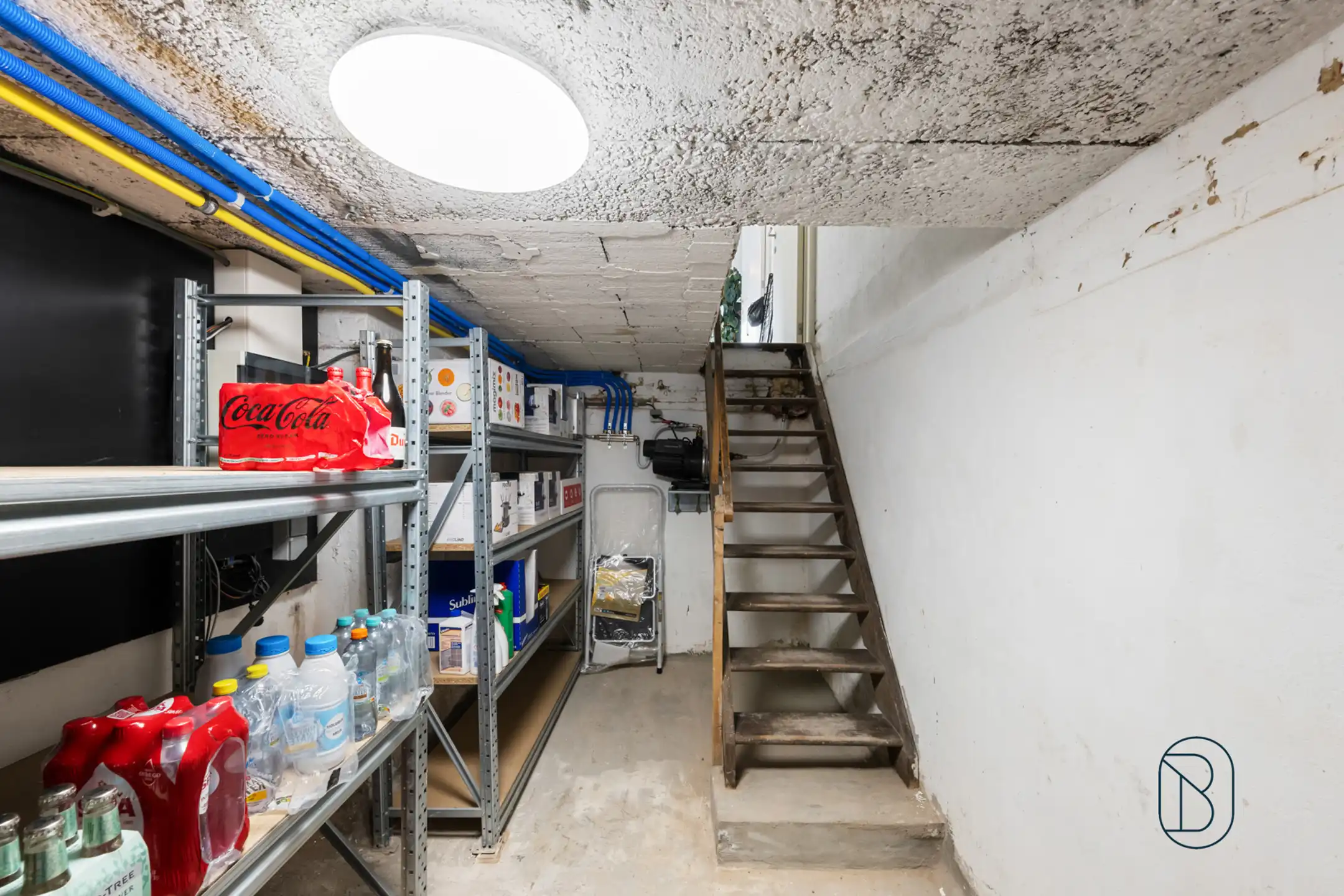 Volledig vernieuwde woning met 3 slk, garage en oprit foto 19