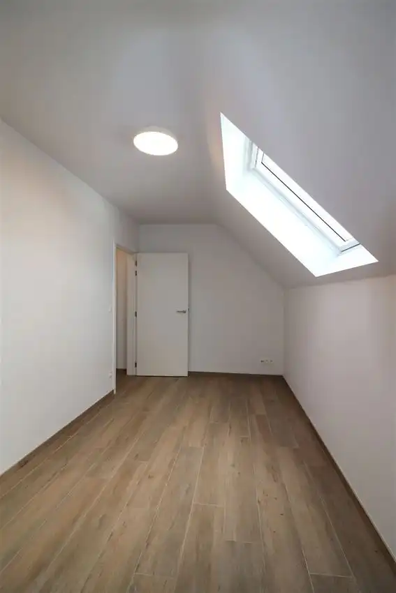 Nieuwbouwappartement met groot zuidgericht terras, 2 slpk. en autostaanplaats binnen foto 25
