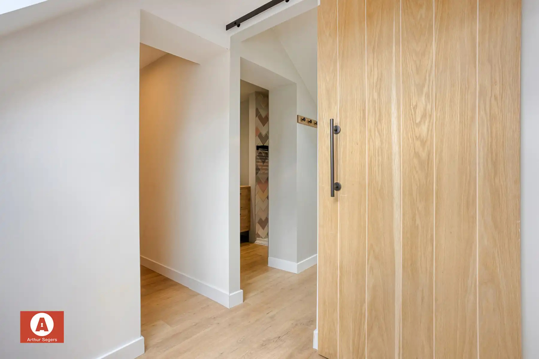 Energiezuinige gezinswoning mét atelier (40 m²) in Peizegem. foto 15