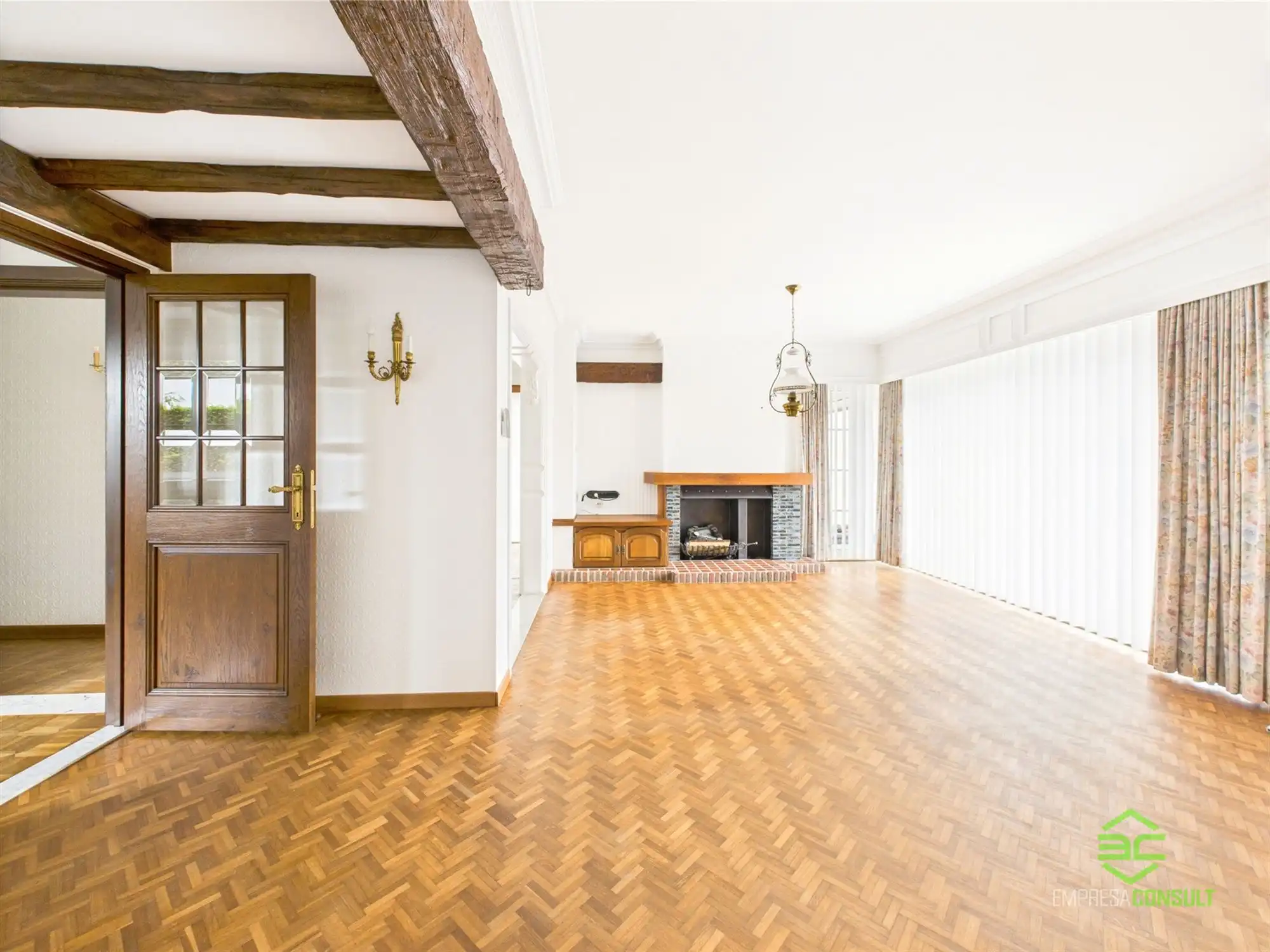 Gelijkvloerse woning op 12a 9ca in het centrum! foto 4