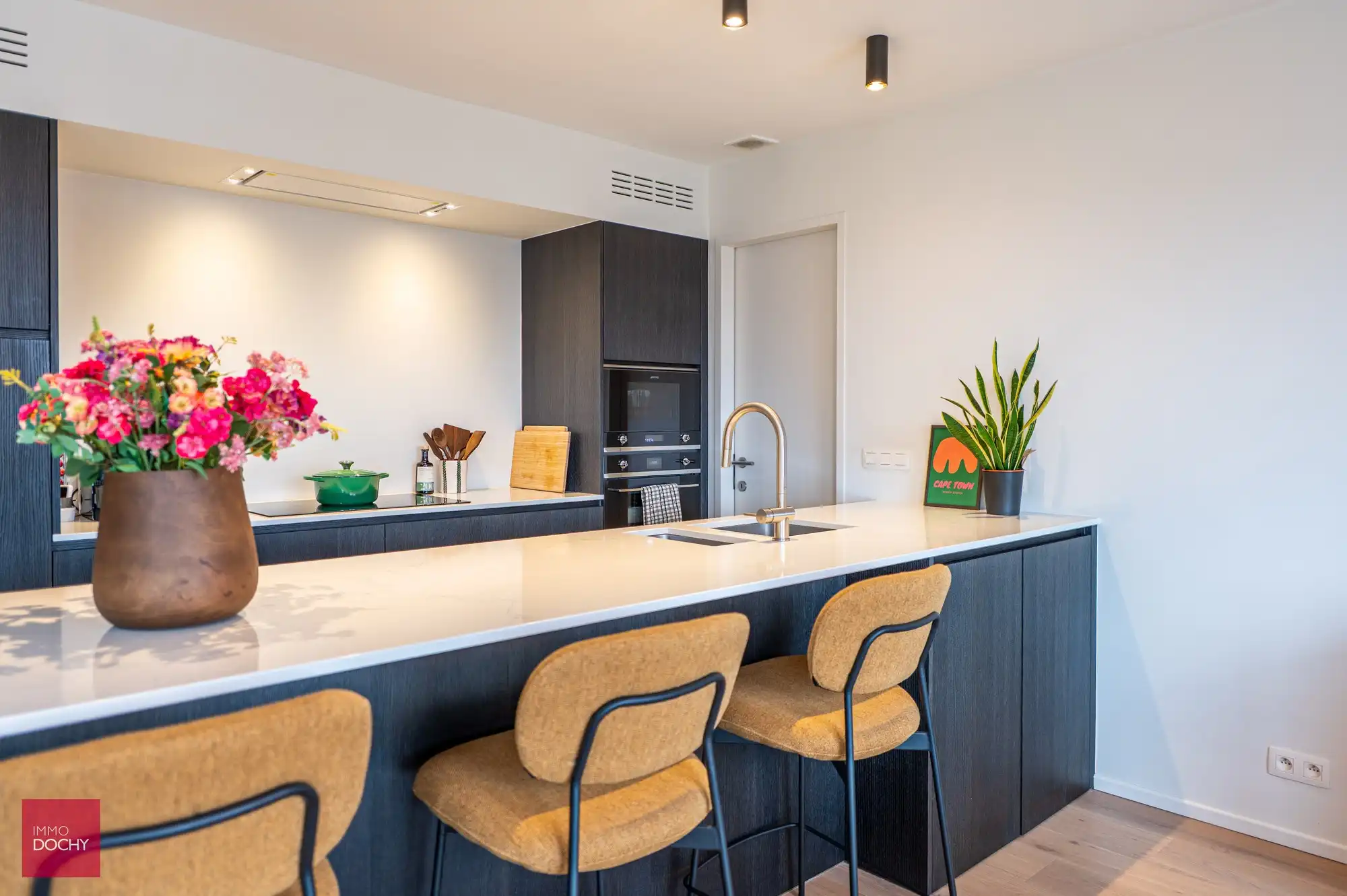 Prachtig afgewerkt appartement met ruim zonneterras centrum Waregem foto 10