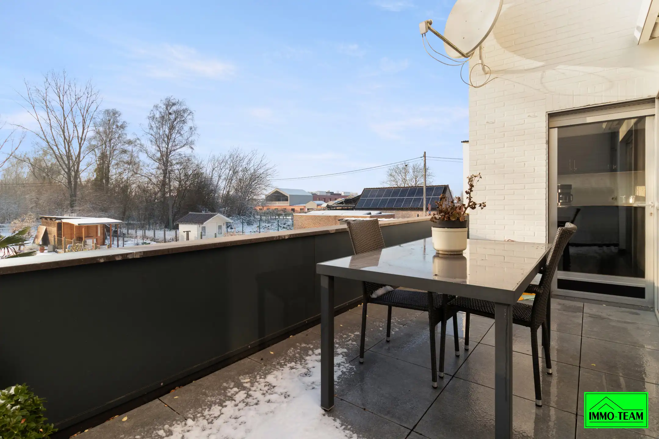 Ruime 2-gevelwoning met garage, tuin en 3 slaapkamers foto 12