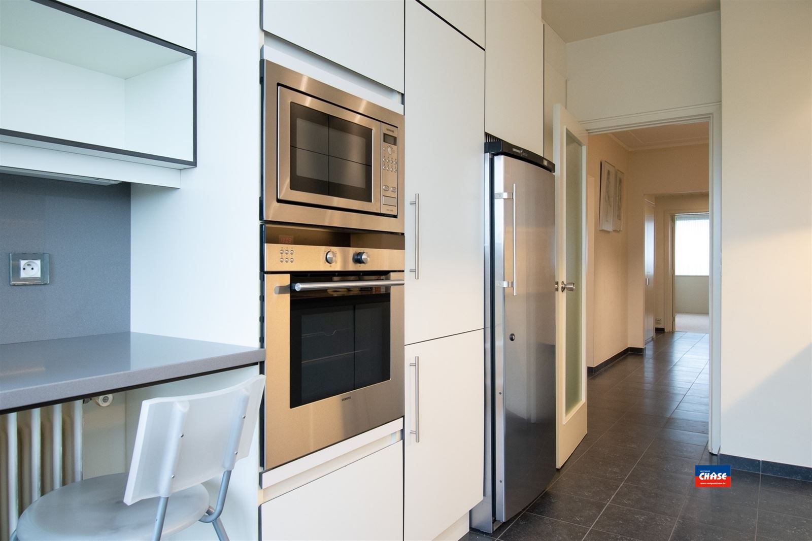 Ruim appartement met 2 slaapkamers & groot terras foto 10