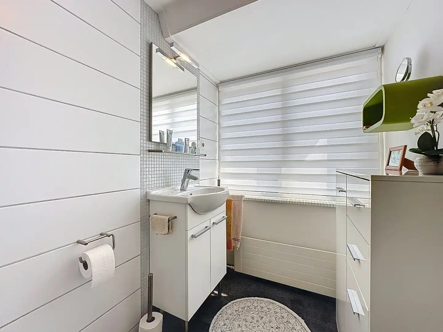 Charme met grote loods en dubbele garage  foto 22