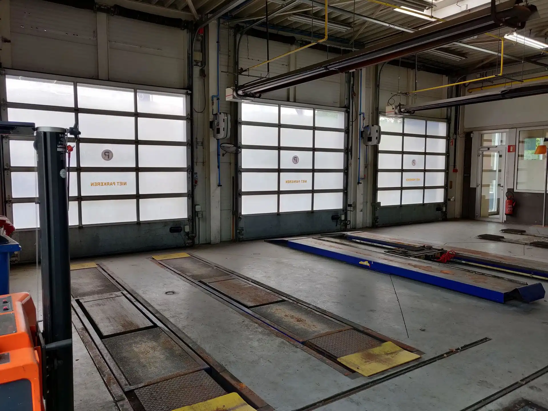 Showroom met werkplaats op toplocatie te Mechelen foto 5