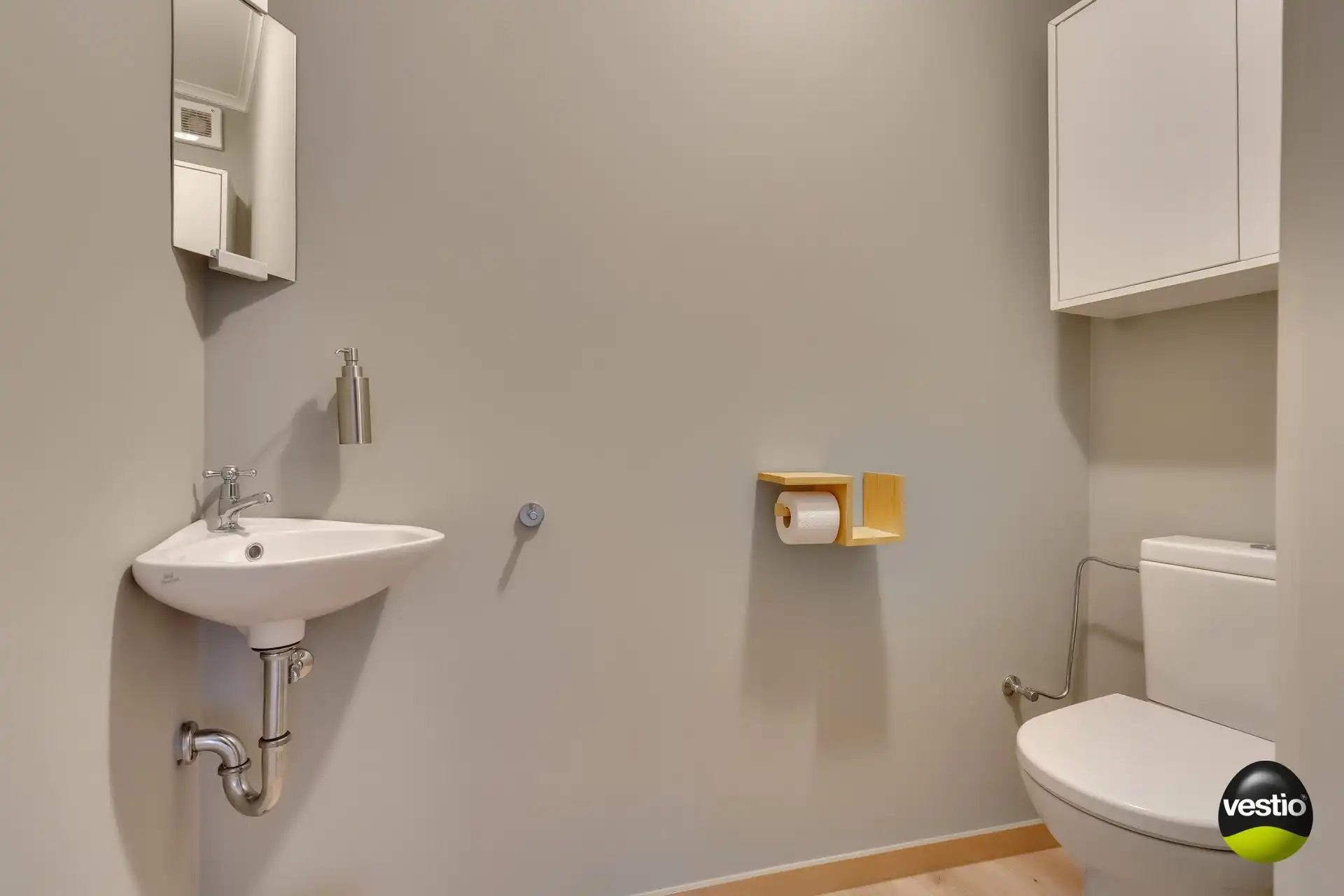 RUIM, MODERN APPARTEMENT 110 M² MET 3 SLAAPKAMERS foto 25