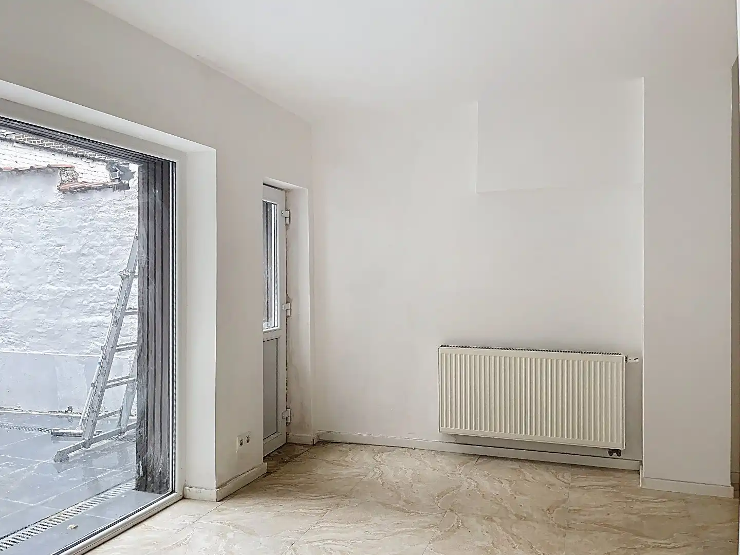 Instapklare gerenoveerde woning op toplocatie in Tienen foto 12