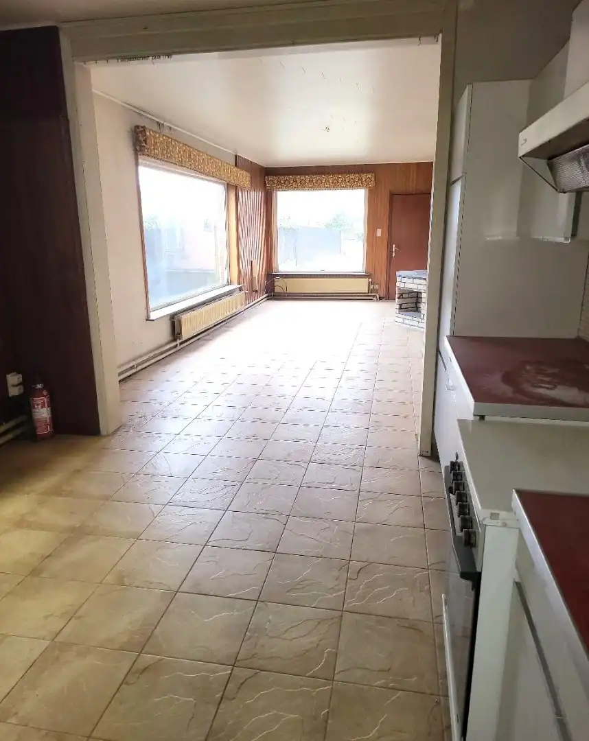 Te renoveren (handels-)woning. foto 7