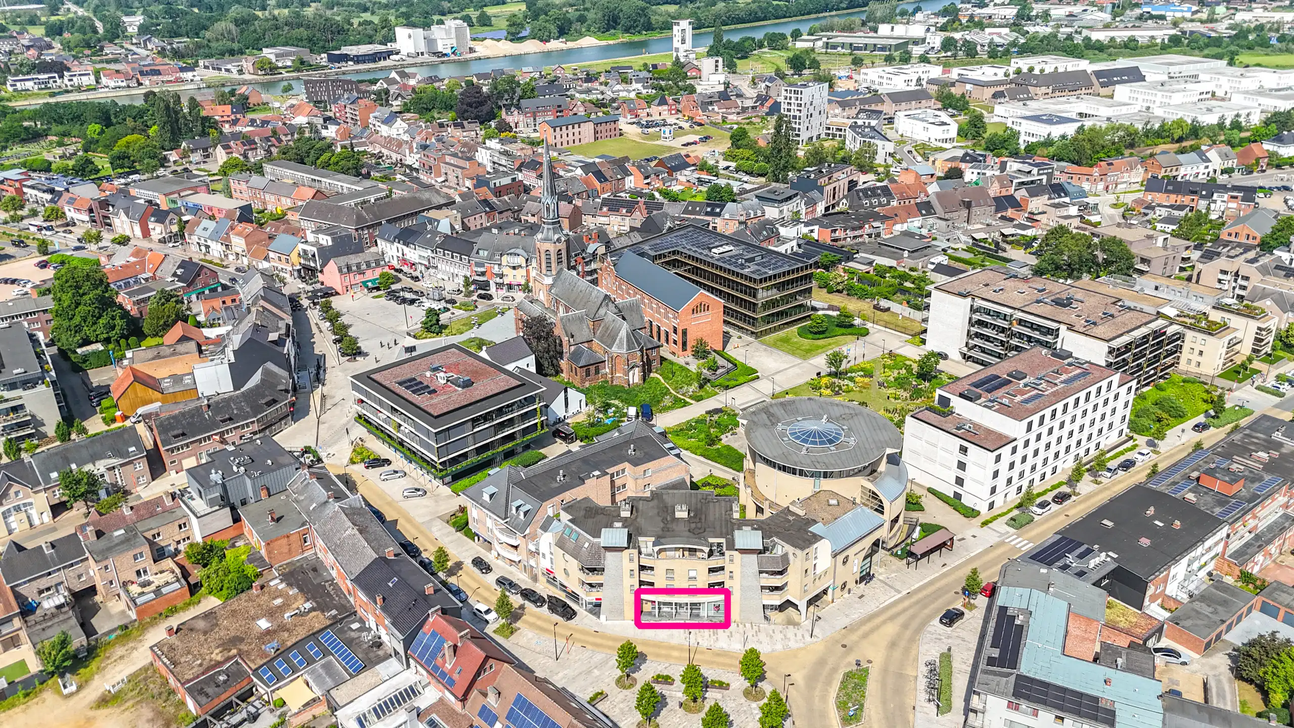 Zeer ruim kantoor op commerciële locatie in centrum Beringen foto 63