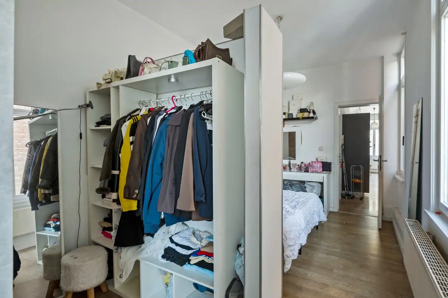 Verzorgd 1 slaapkamer appartement op uitstekende locatie! foto 12