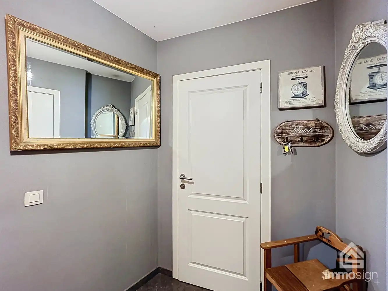 Instapklaar ruim gelijkvloers appartement met gezellige stadstuin en autostaanplaats in hartje Hamont-Achel! foto 13