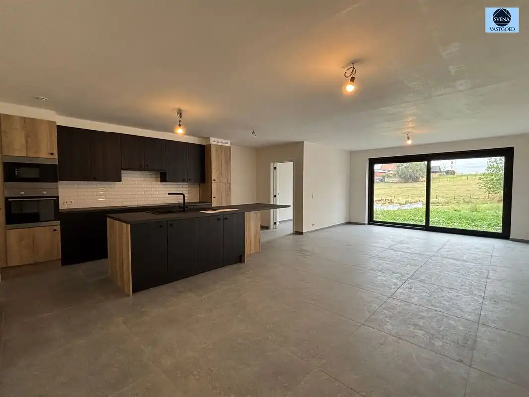 NIEUWBOUWWONING MET 4 SLAAPKAMERS, GARAGE EN TUIN  foto 4