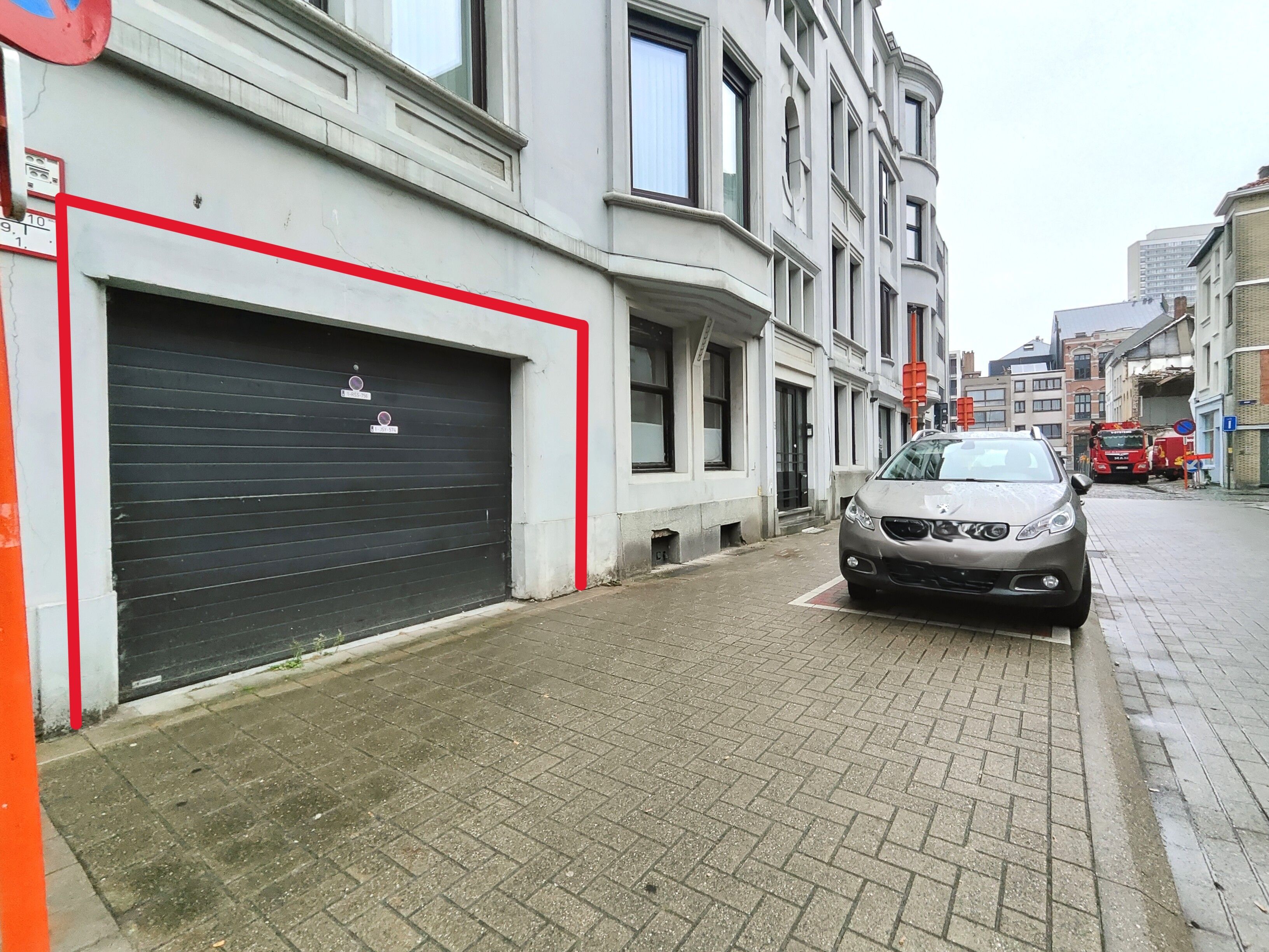 Uiterst charmant HOEKAPPARTEMENT in centrum 3 SLPK + kelder + mog. tot GARAGE! * foto 2