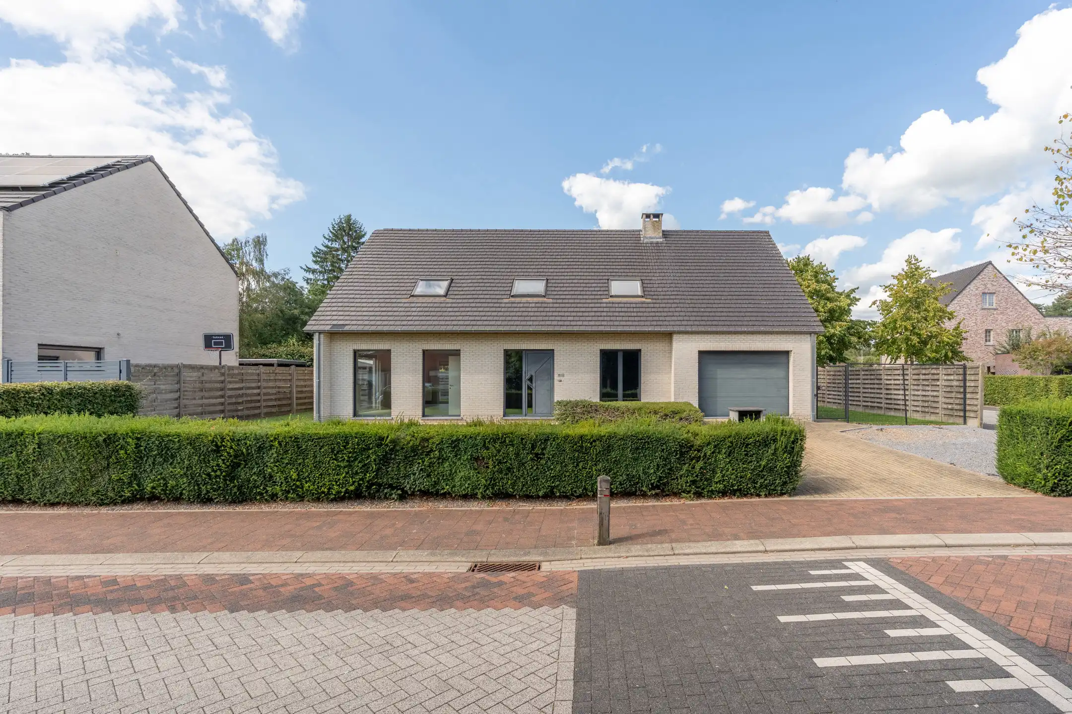 Ruime gezinswoning met 4 slpks op toplocatie te Vosselaar. foto 32