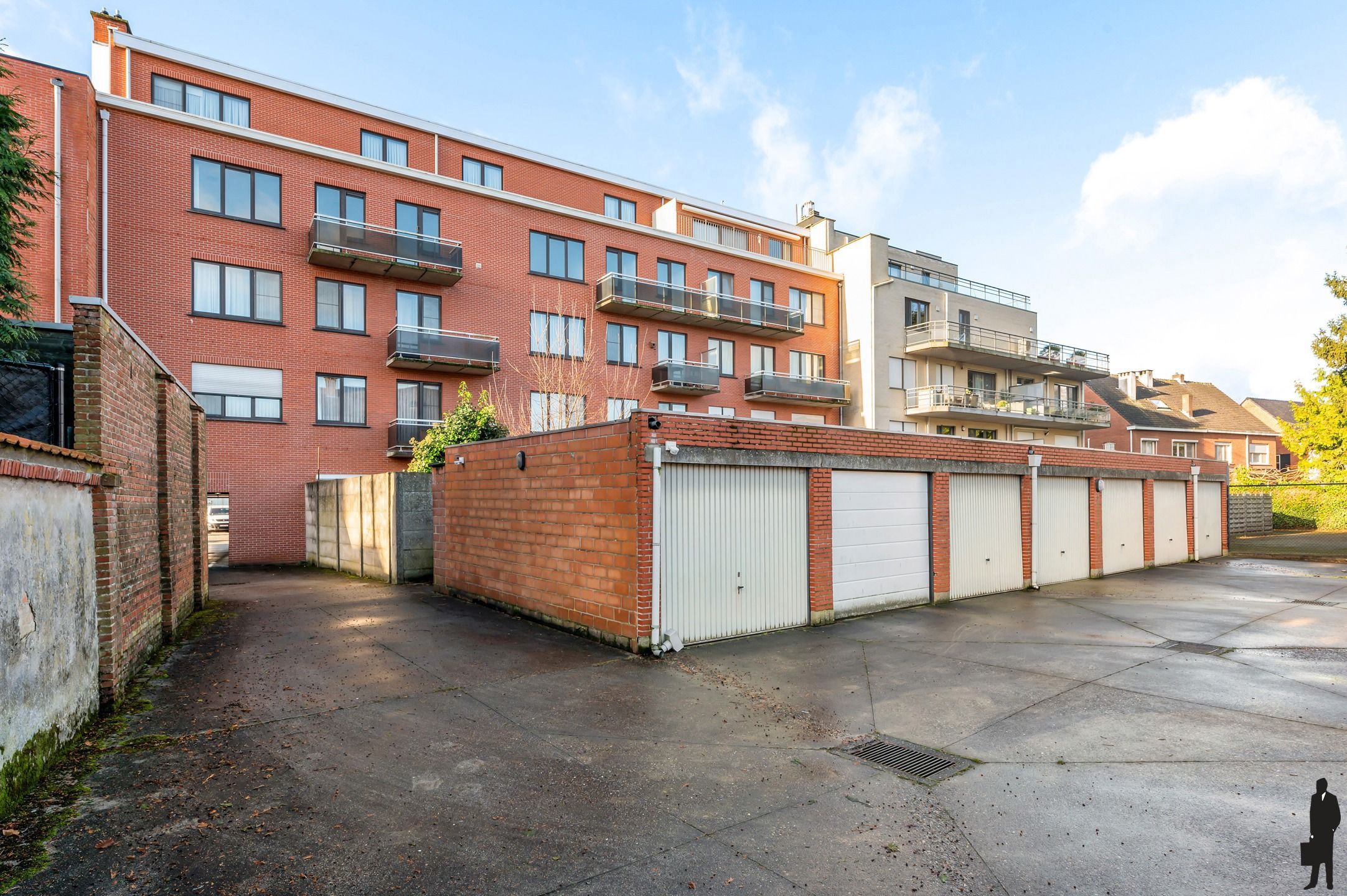 Ruim appartement met 3 slaapkamers pal in het centrum van Brasschaat! foto 13