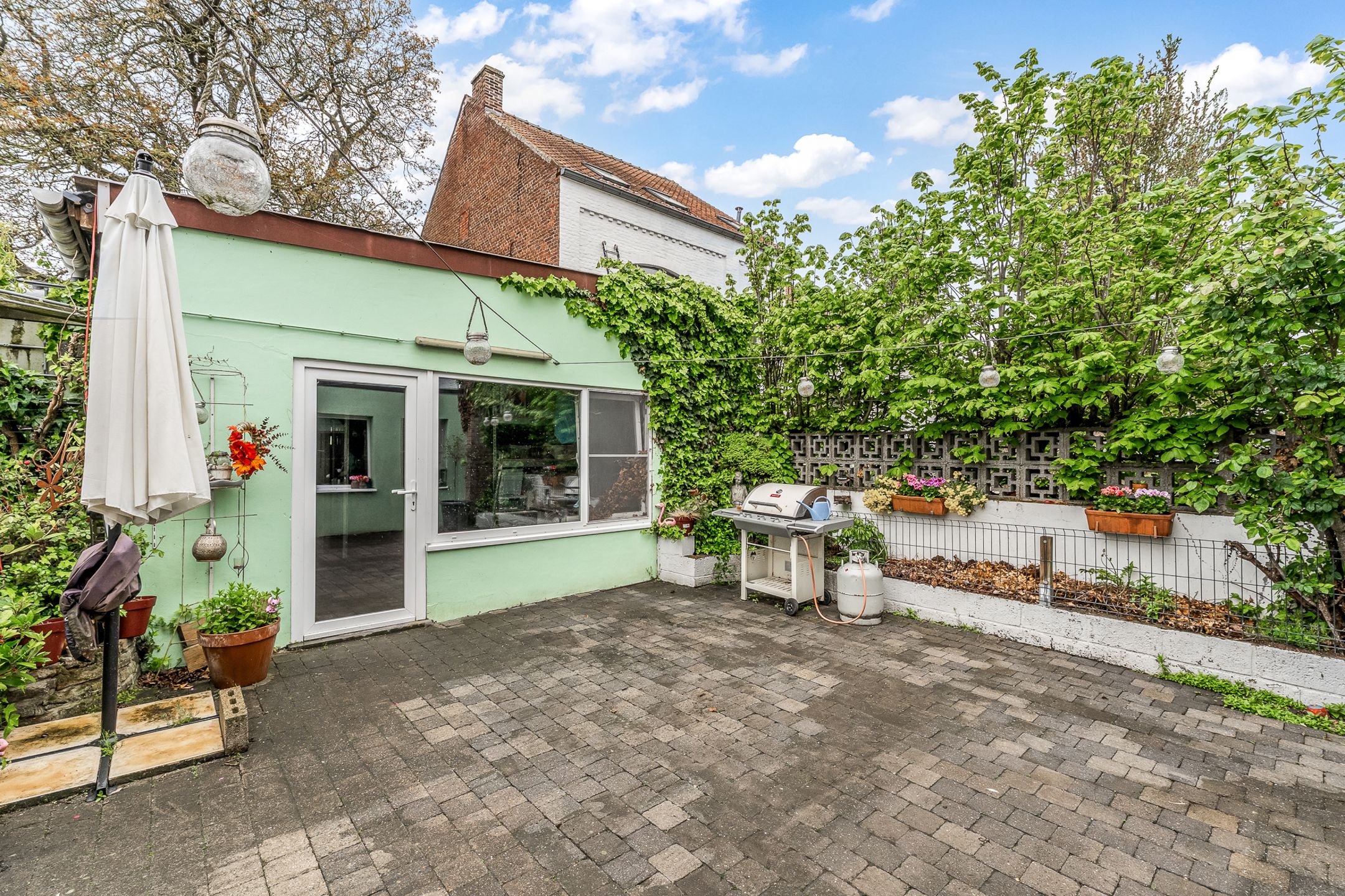 Instapklare woning met werkplaats te Vroenhoven foto 19