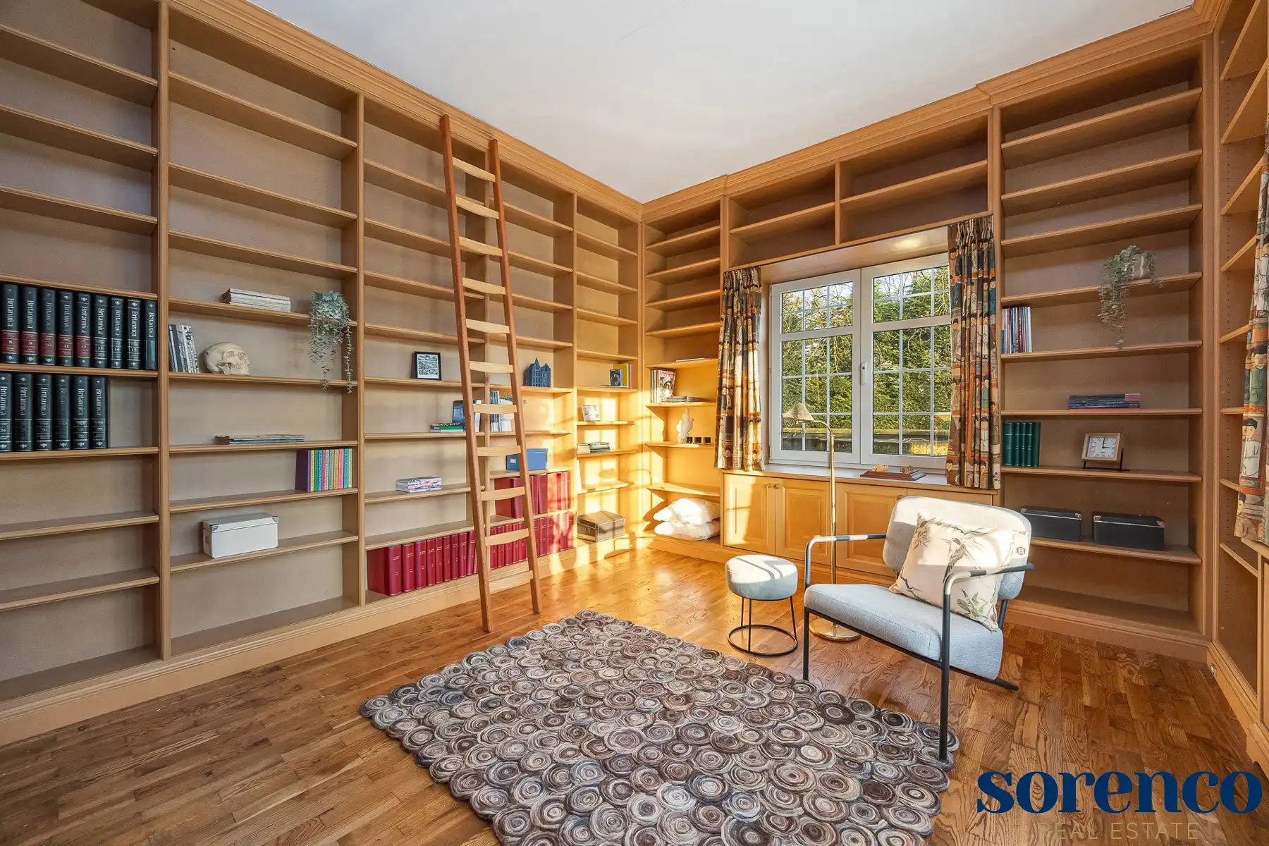 Charmante villa met zwembad op een mooi perceel  foto 19