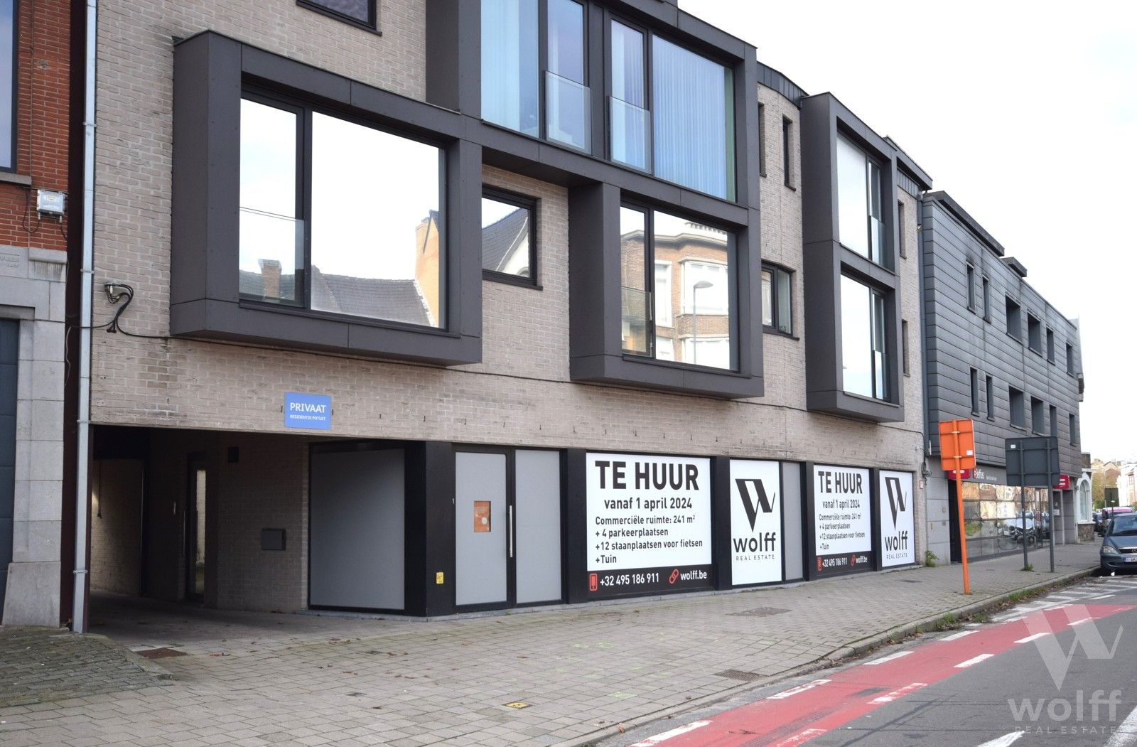 Modern handelspand in Sint-Amandsberg met een bruikbare oppervlakte van 241m² foto 1