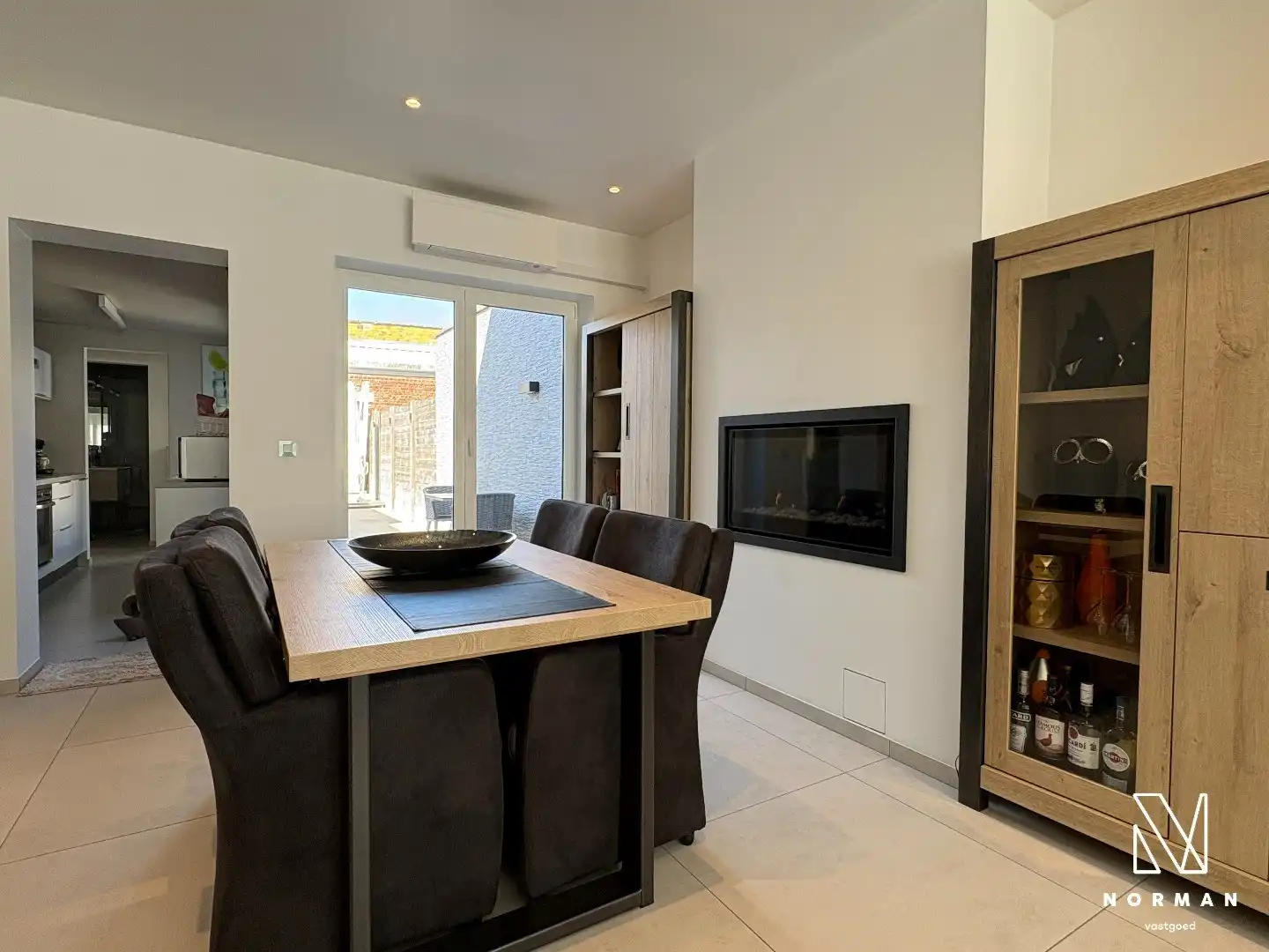Instapklare, perfect afgewerkte woning met 3 slaapkamers in de mooie Pius X wijk (Kortrijk) foto 3