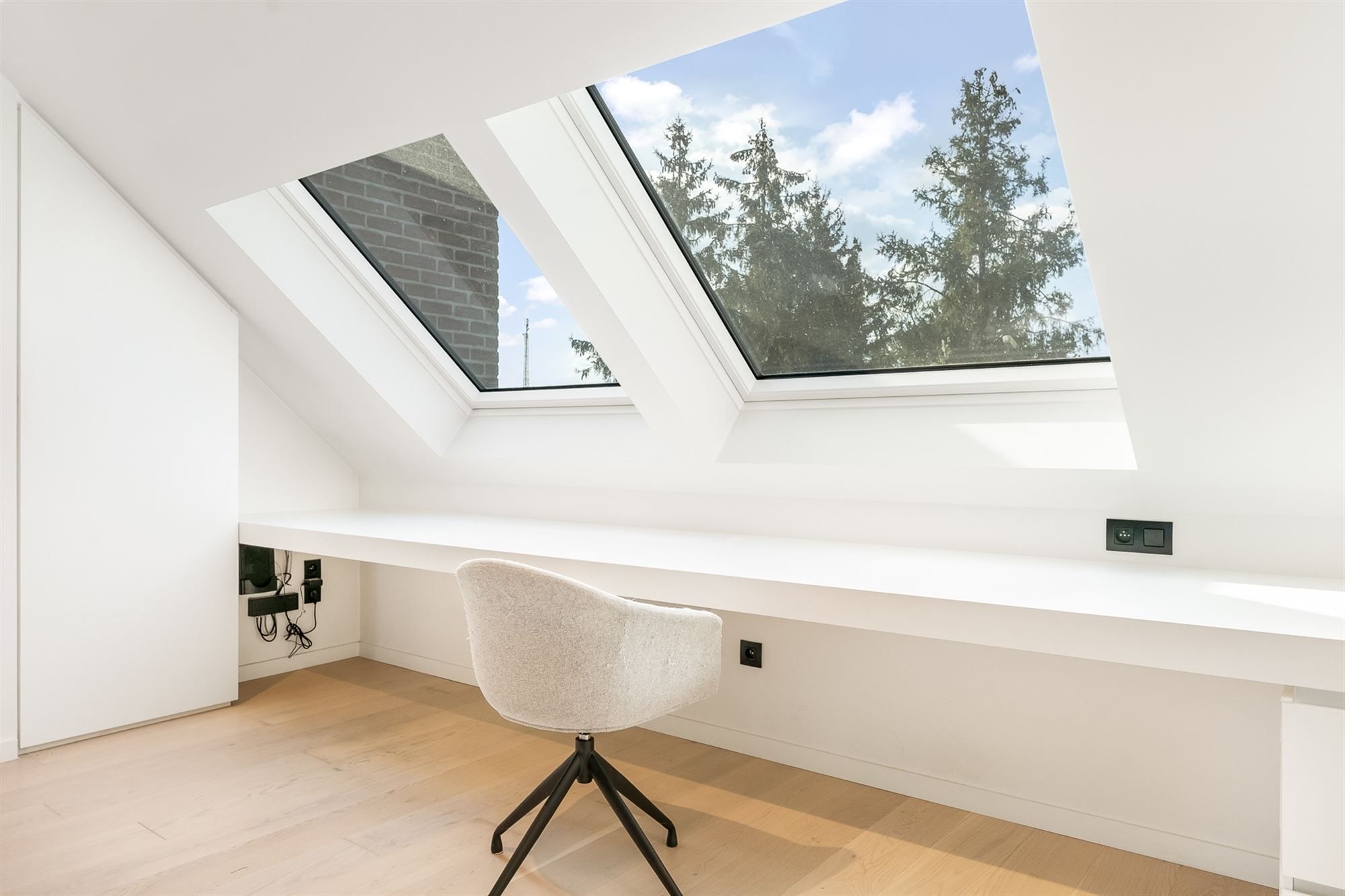 KNAP GERENOVEERD, LICHTRIJK APPARTEMENT (129M²) MET 3 SLAAPKAMERS TE HALEN foto 11