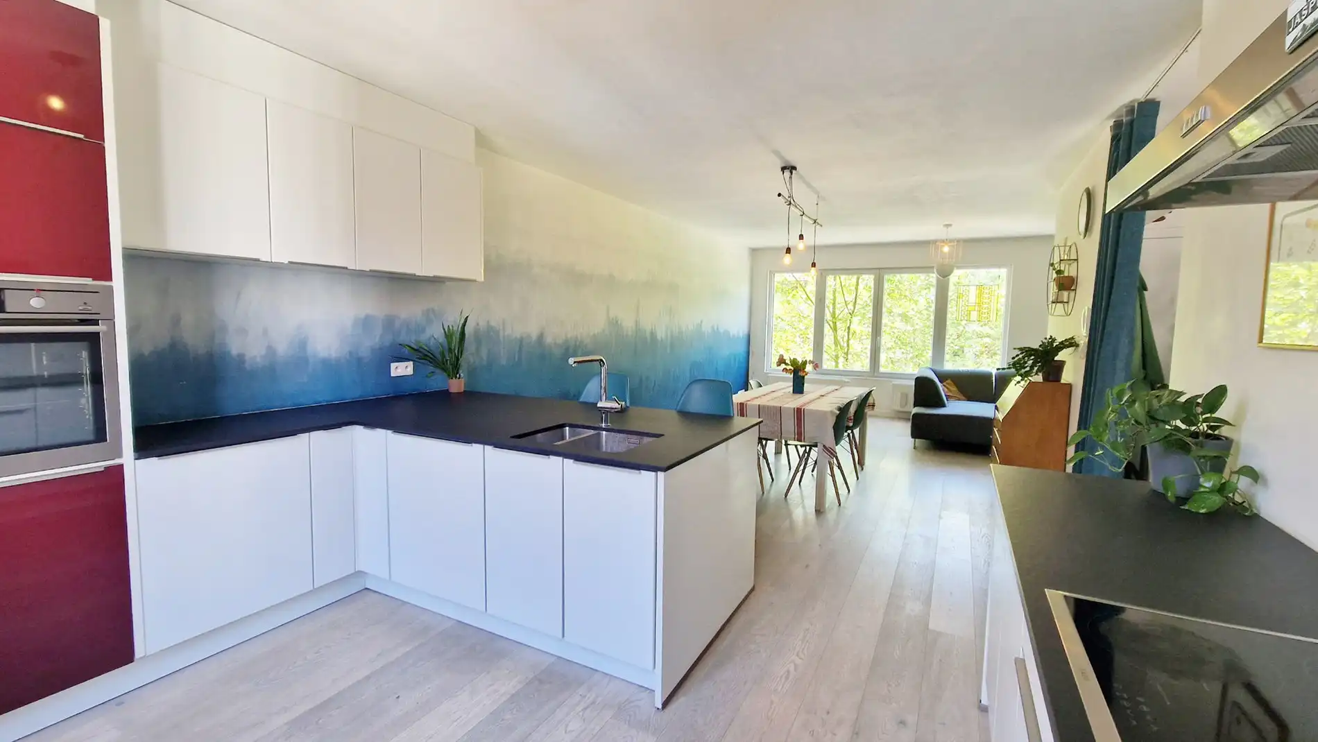 Ruim en licht duplex appartement op 2 ° verdieping aan Park Spoor Noord foto 3