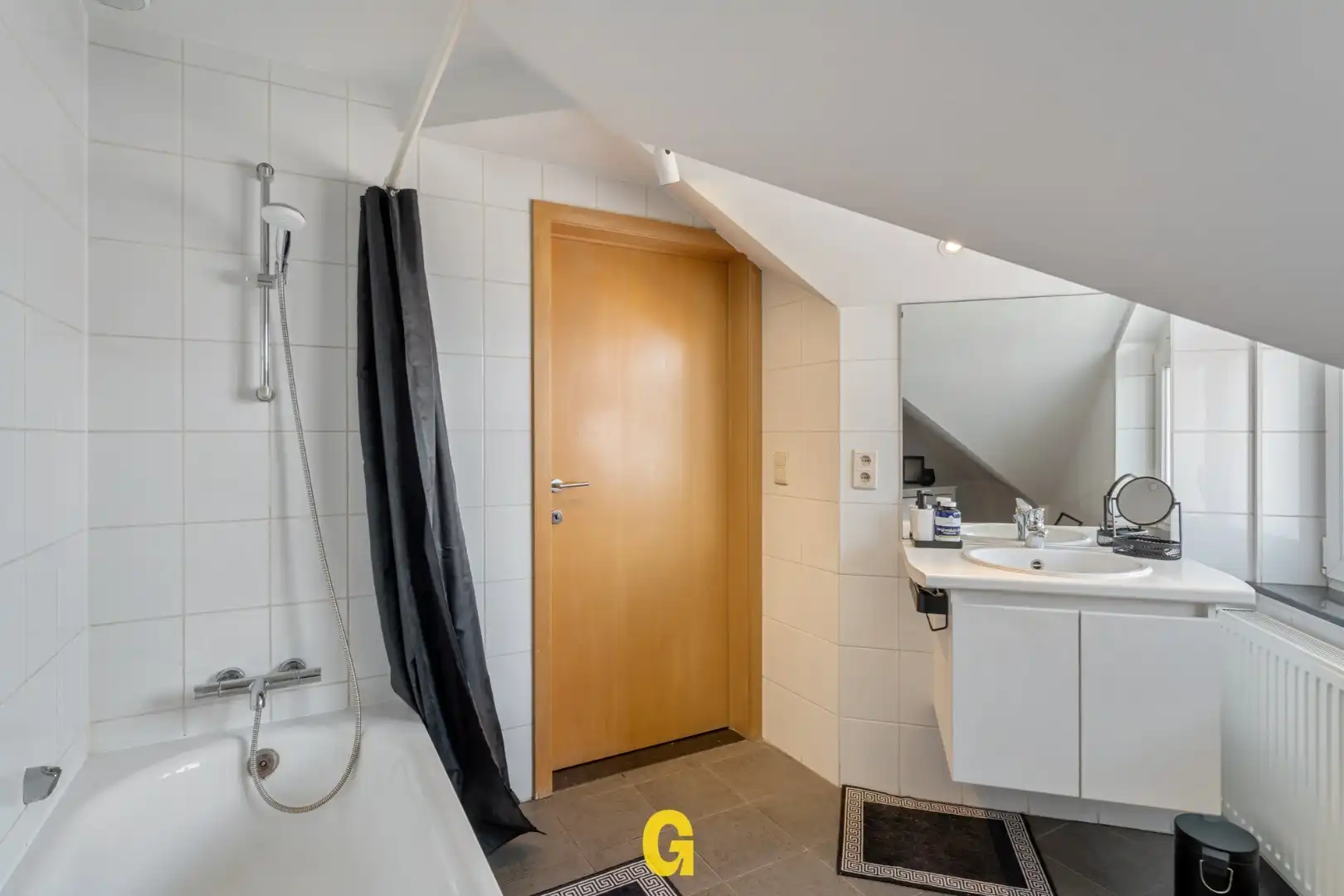Leuk ingedeeld duplexappartement met 3 slaapkamers, mezzanine en standplaats te Beverst foto 23