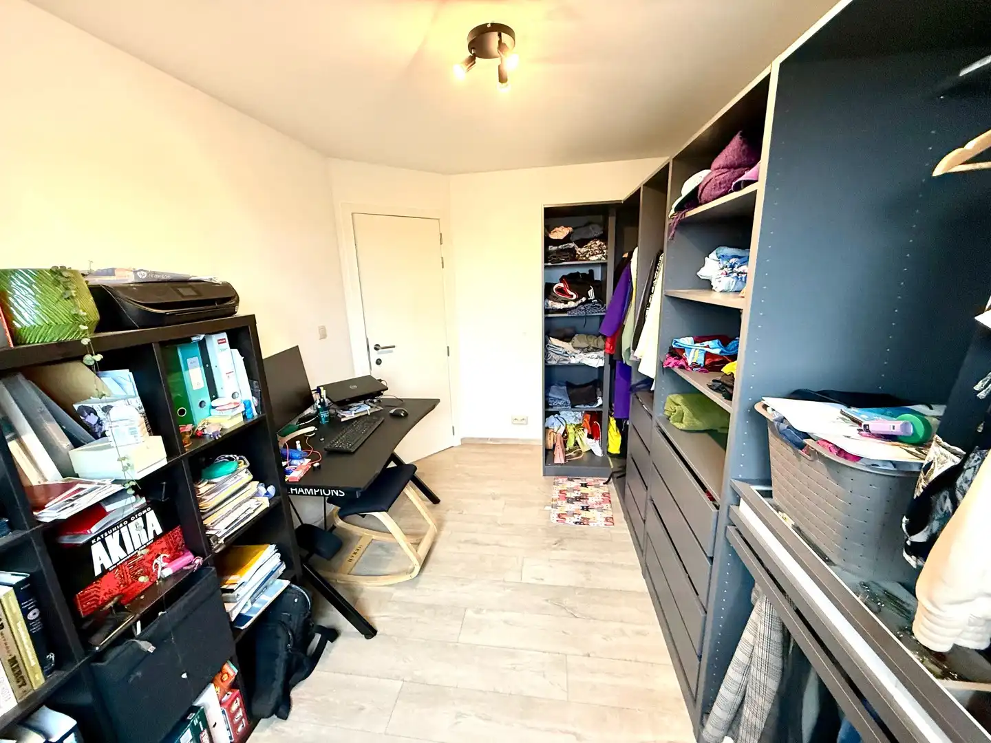 Superleuk bemeubeld dakappartement met penthousegevoel, pal in het centrum van Deinze. foto 16