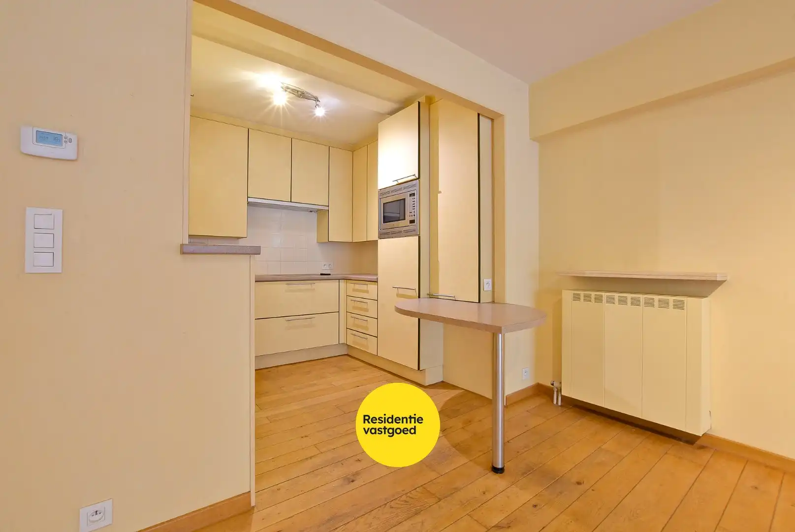 Prachtige 2/3-slaapkamer appartement (112m² + 12m²) in de winkelstraat van Nieuwpoort-stad. foto 7