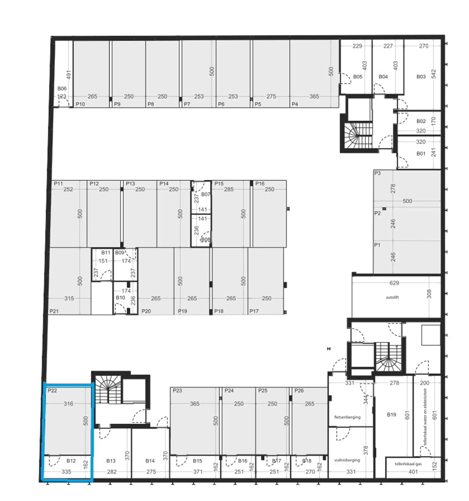 Autostaanplaats met berging foto 2