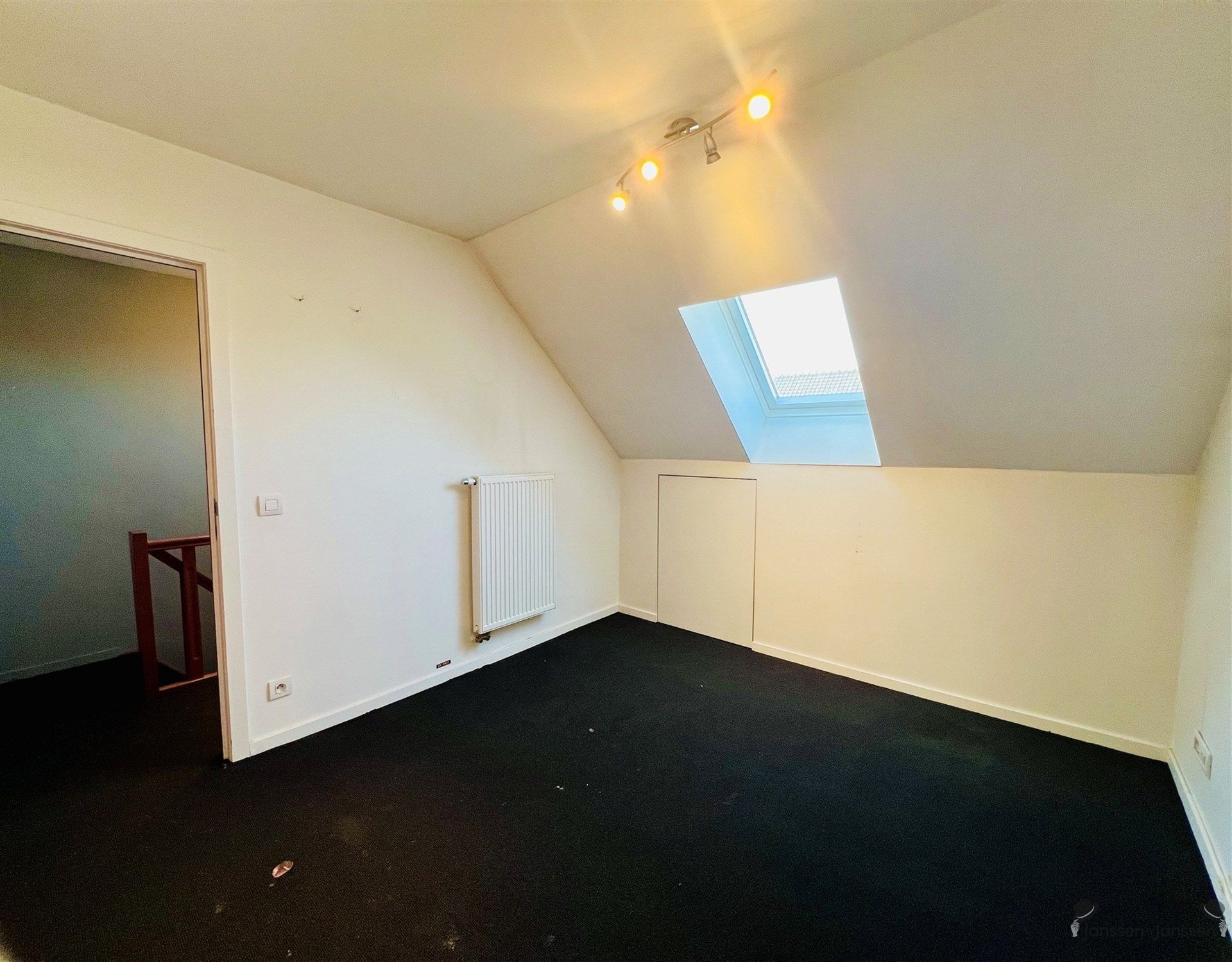 Rijwoning met 3 slaapkamers & tuin foto 14