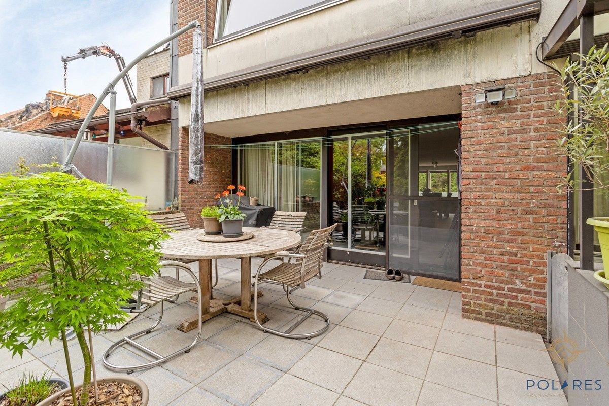 handelspand met ruime woning foto 43