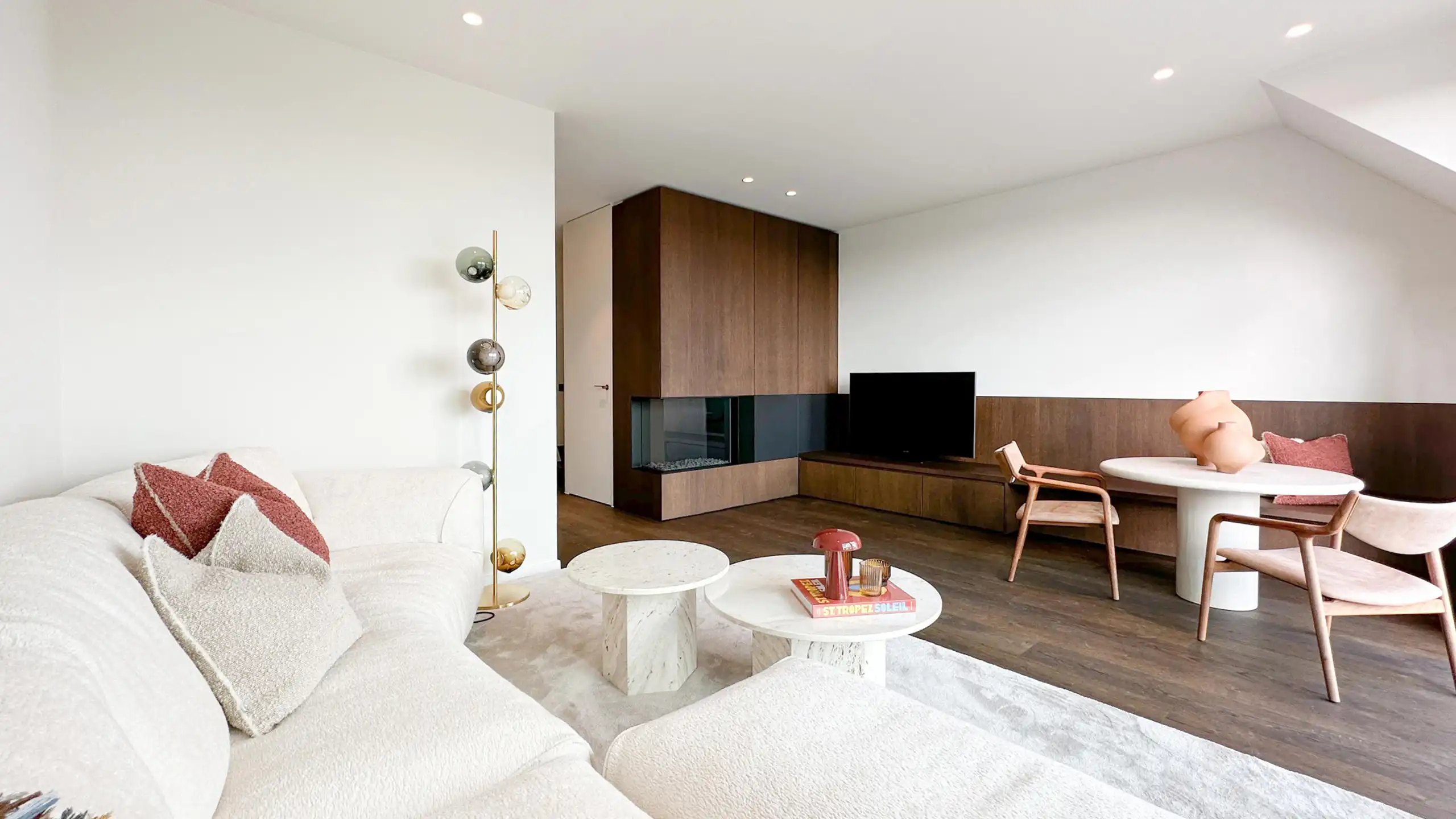 Zonovergoten nieuwbouw PENTHOUSE met 2 terrassen / Zoute foto 8