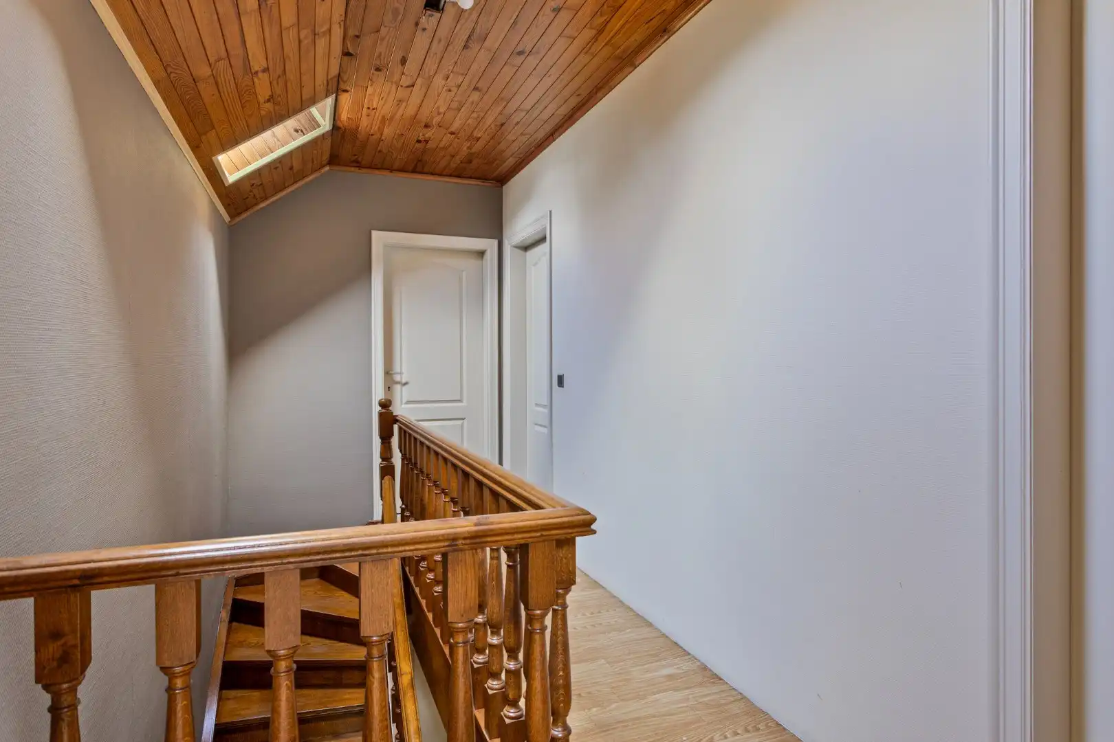 Onderkelderde woning met 4 slpks op 899 m² in een doodlopende straat te OLV Olen ! foto 23