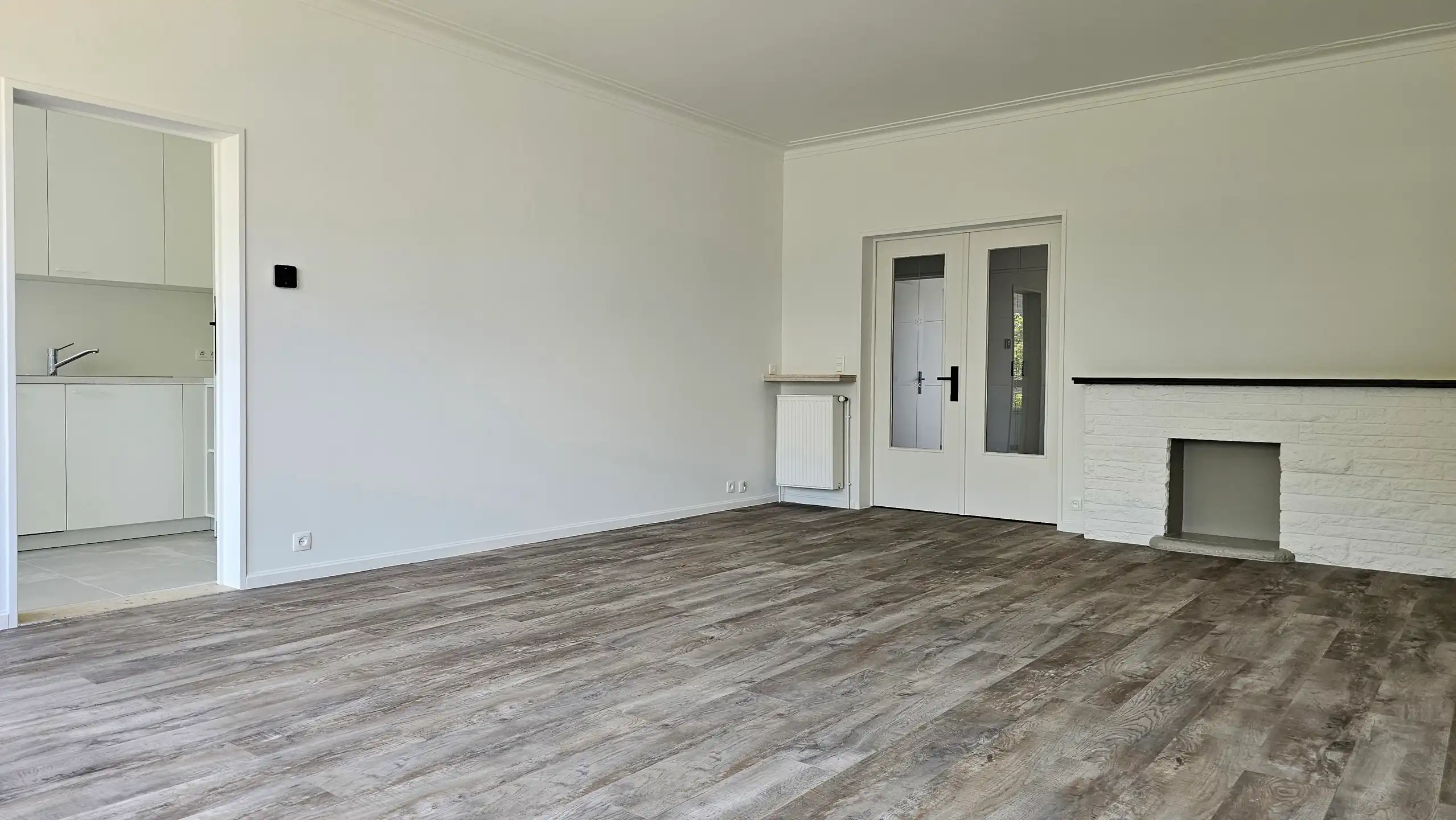 Volledig vernieuwd 2 slaapkamer-appartement te huur foto 5