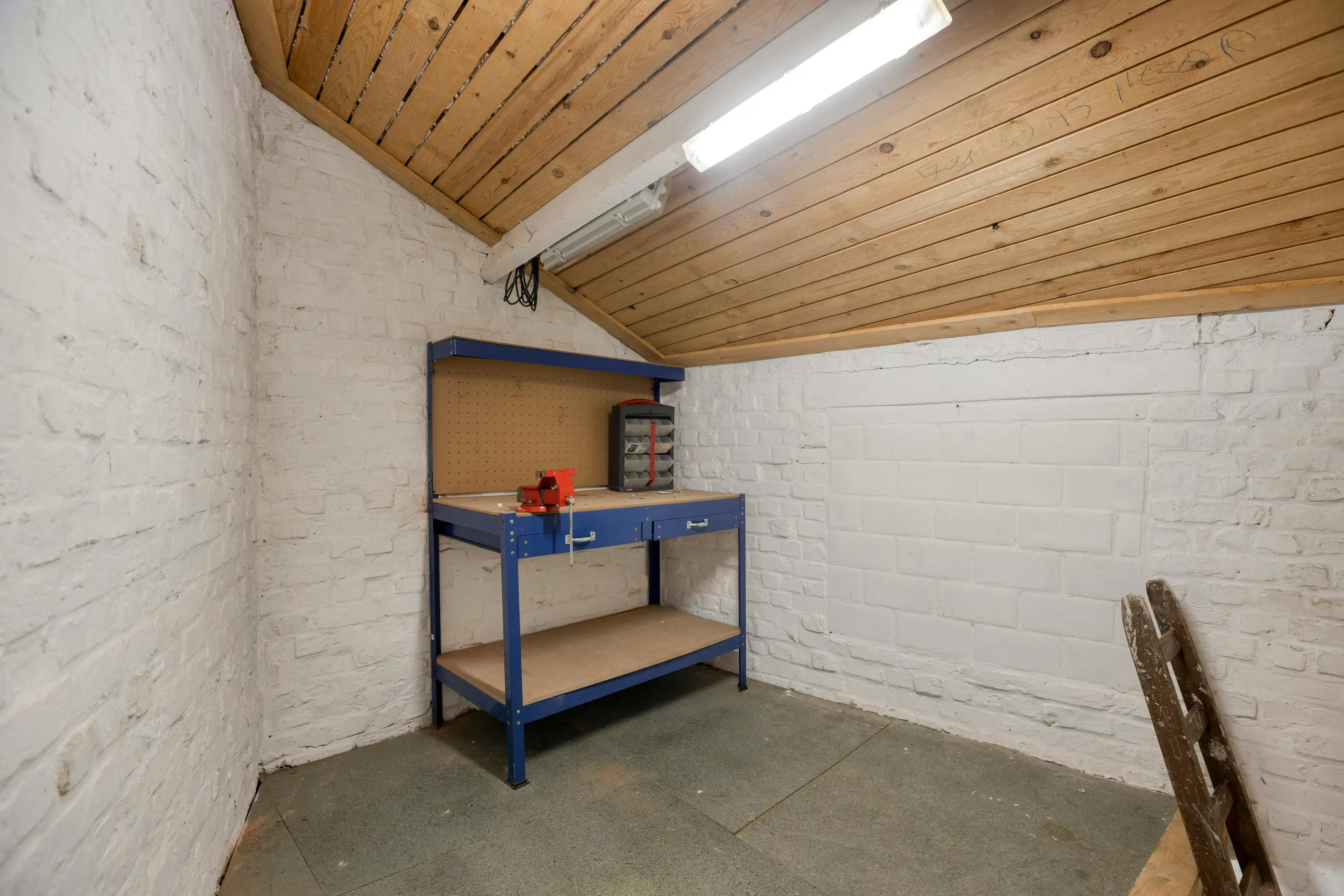 Charmante, instapklare stadswoning met zonnig terras foto 18