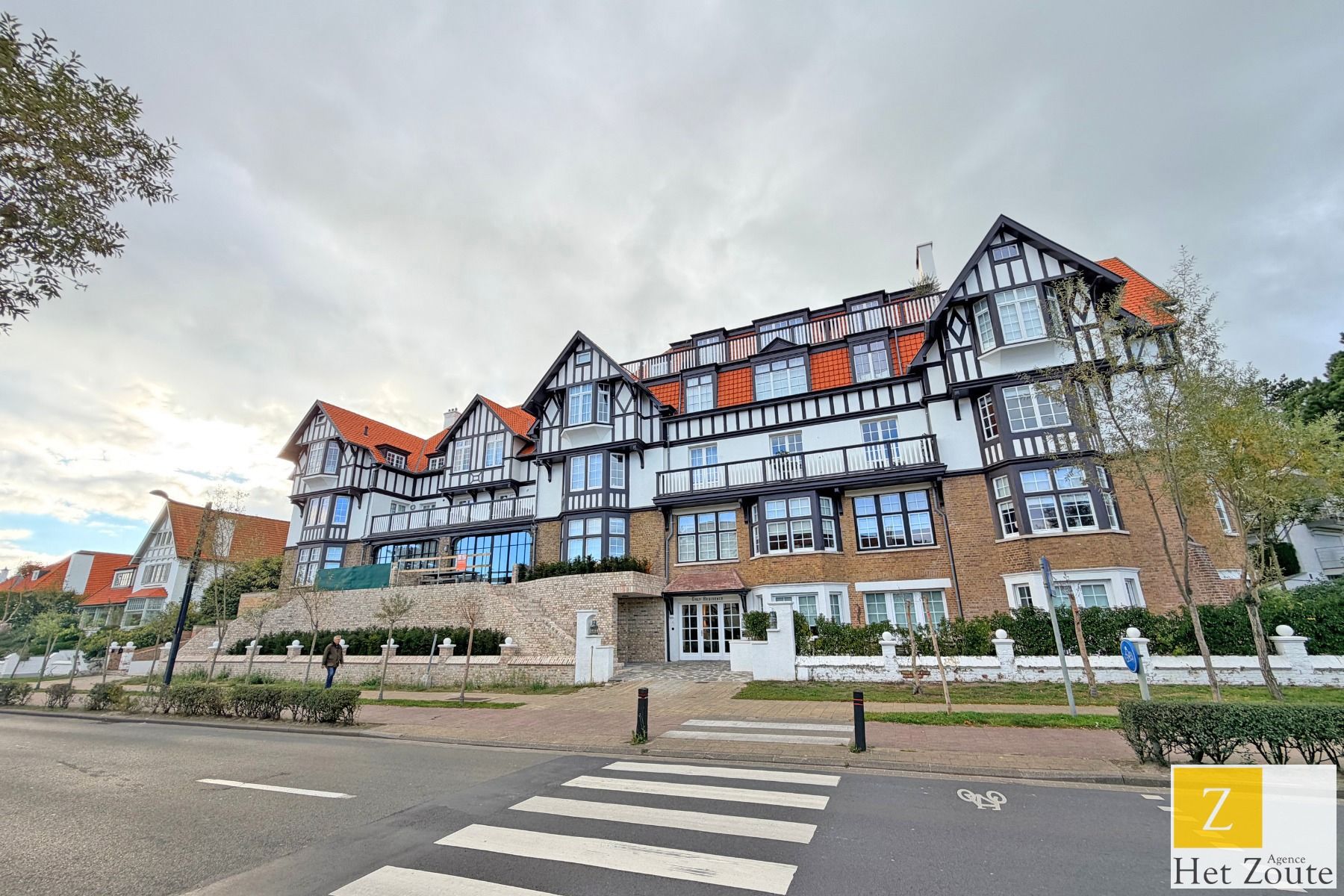 ()=>{if(producerUpdateValueVersion(node),producerAccessed(node),node.value===ERRORED)throw node.error;return node.value} Elizabetlaan 43/25 - 8300 Knokke-Heist