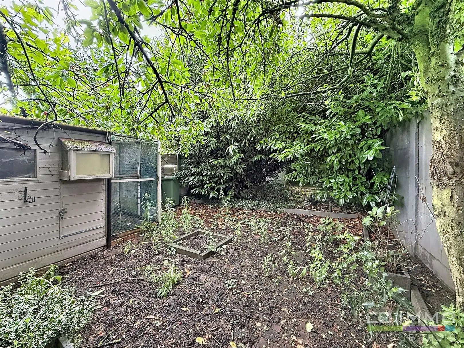 Te renoveren halfopen bebouwing, 4 slpks, garage en tuin foto 4