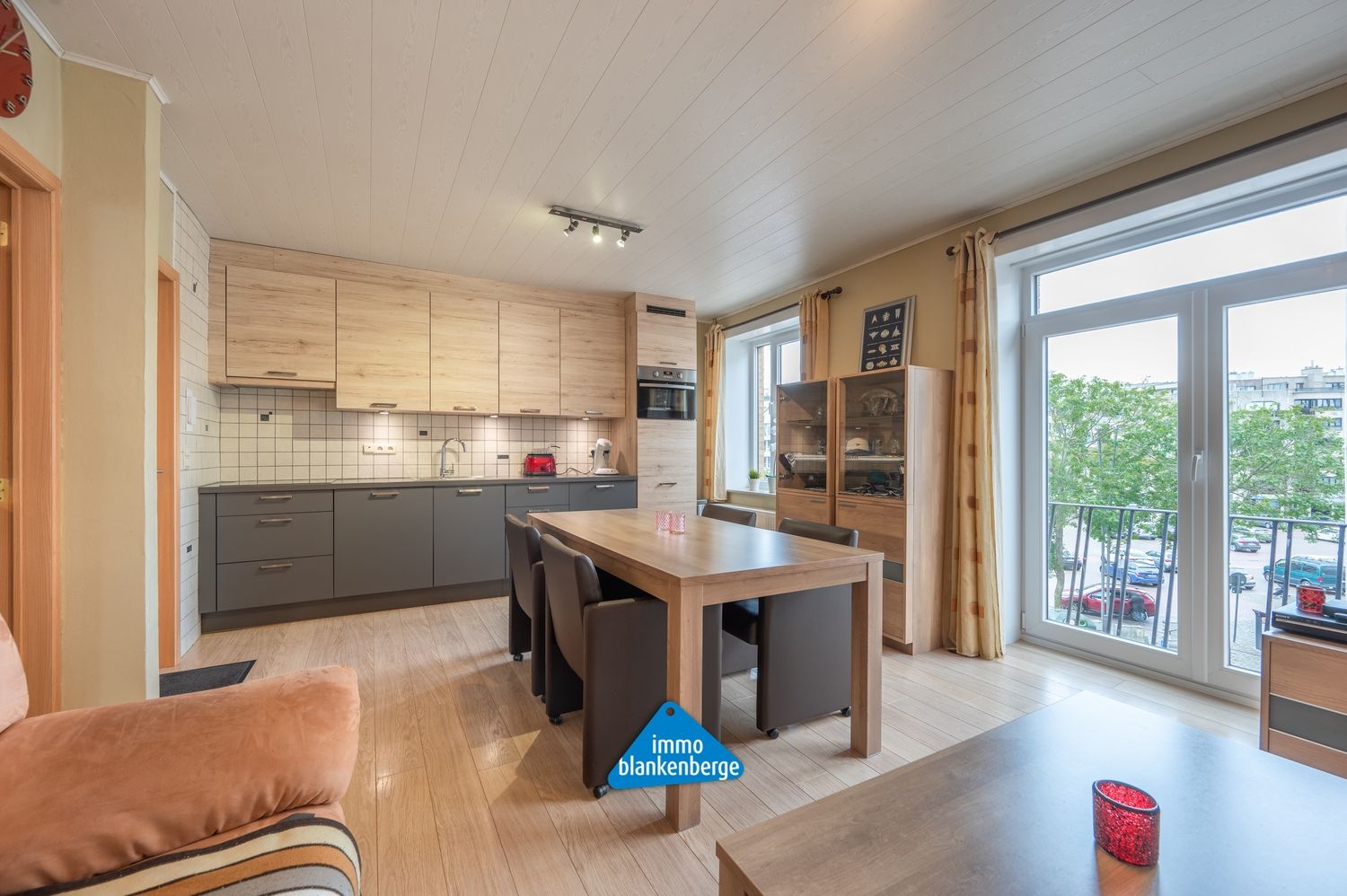 Instapklaar éénslaapkamerappartement in hartje Blankenberge foto 3