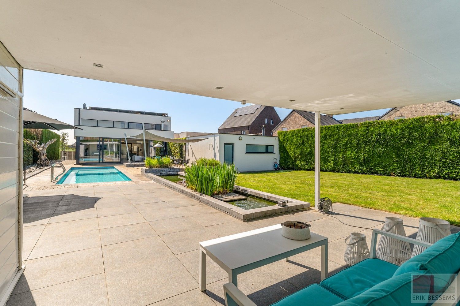 Moderne villa, gelegen op een perceel van 1.126 m², biedt 360 m² hoogwaardige woonoppervlakte foto 29