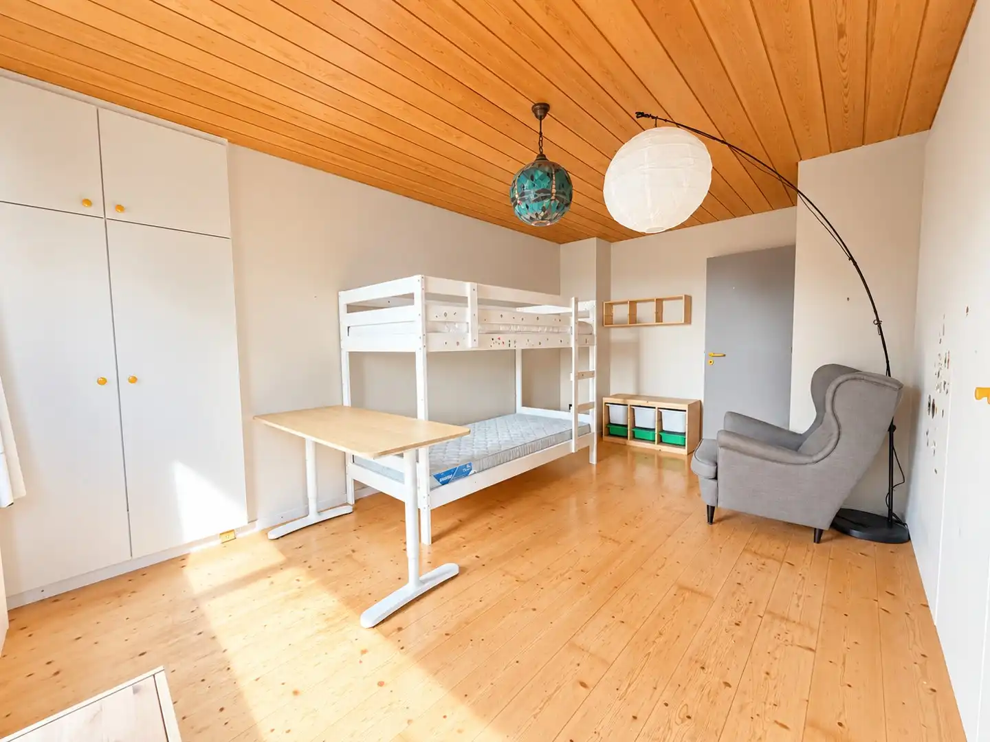 Ruime, lichtrijke en instapklare woning op een heerlijke locatie in Zomergem foto 17